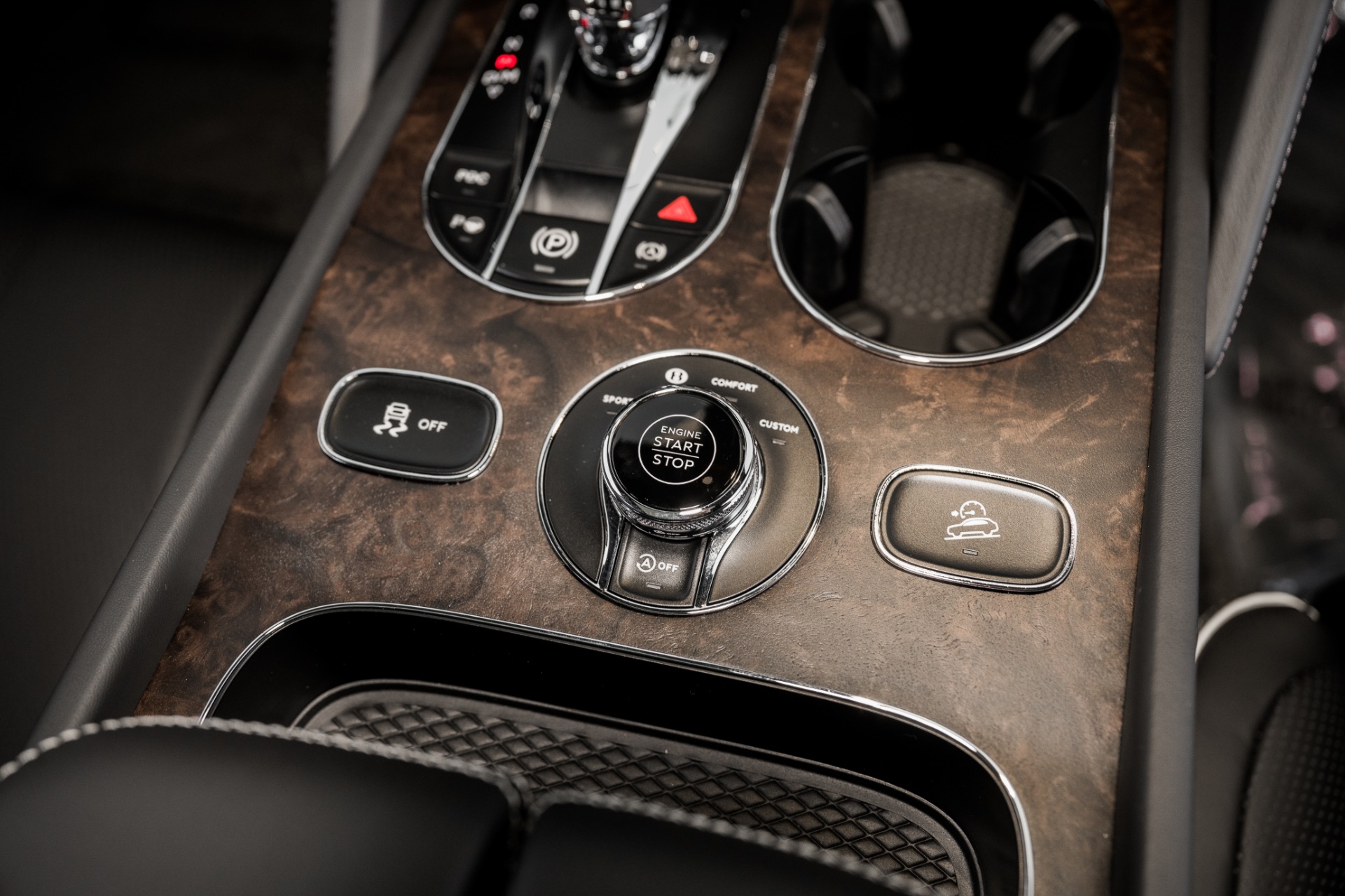 New 2023 BENTLEY BENTAYGA Extended Wheelbase Azure First Edition | St. Petersburg, FL