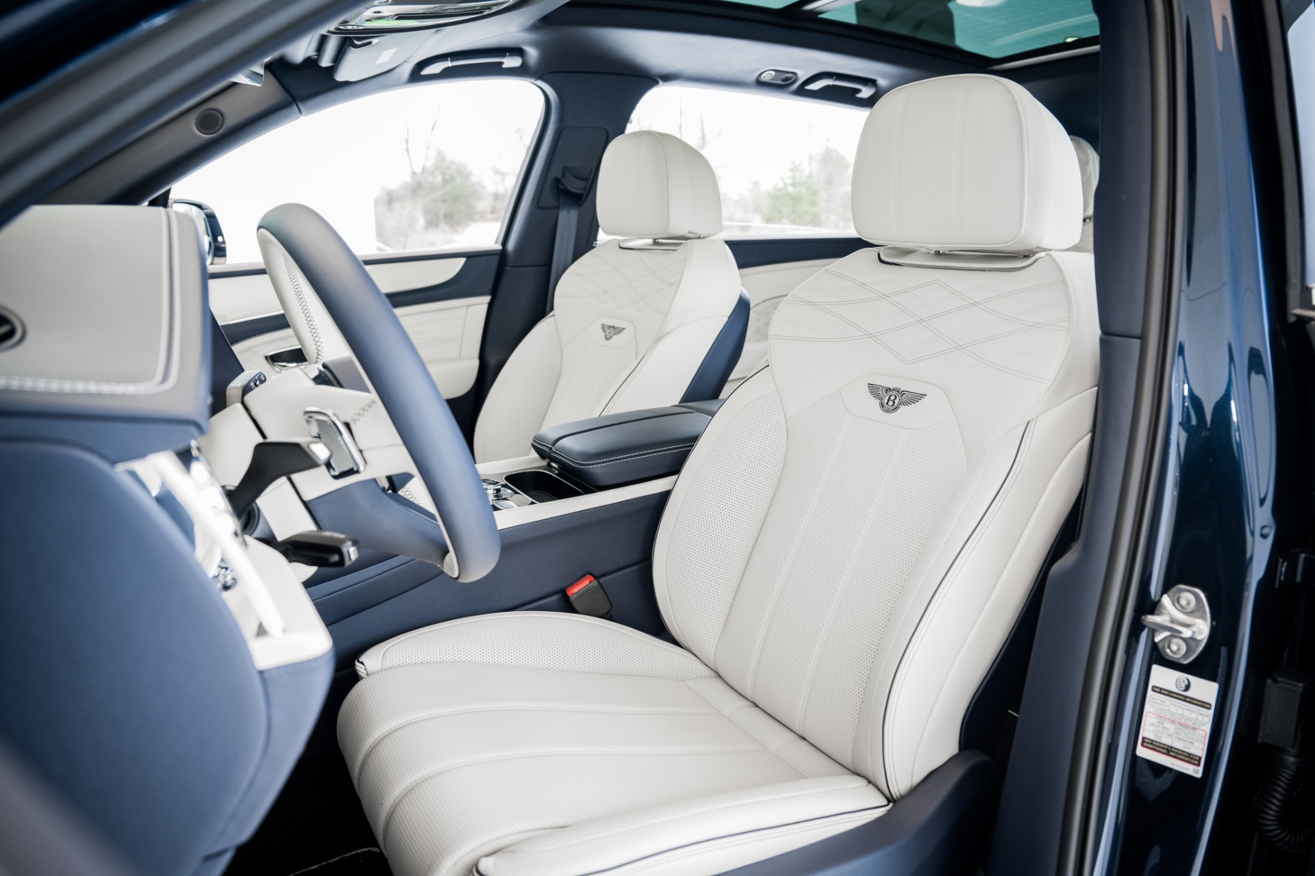 New 2023 BENTLEY BENTAYGA Extended Wheelbase Azure First Edition | St. Petersburg, FL