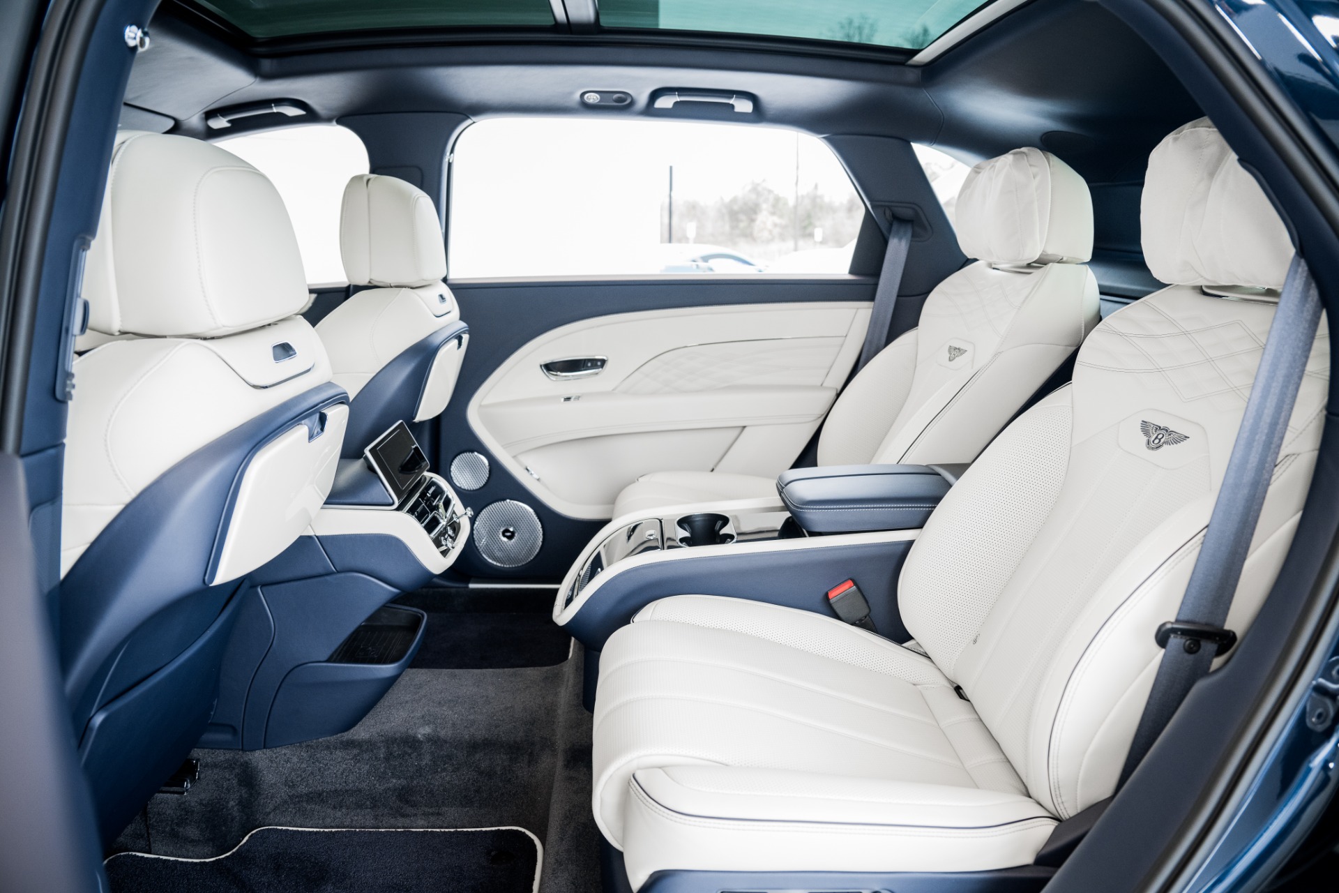 New 2023 BENTLEY BENTAYGA Extended Wheelbase Azure First Edition | St. Petersburg, FL