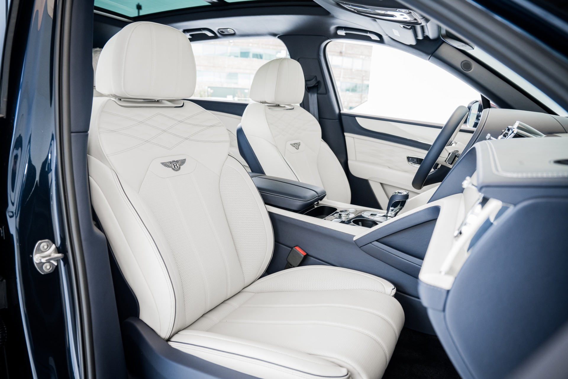 New 2023 BENTLEY BENTAYGA Extended Wheelbase Azure First Edition | St. Petersburg, FL