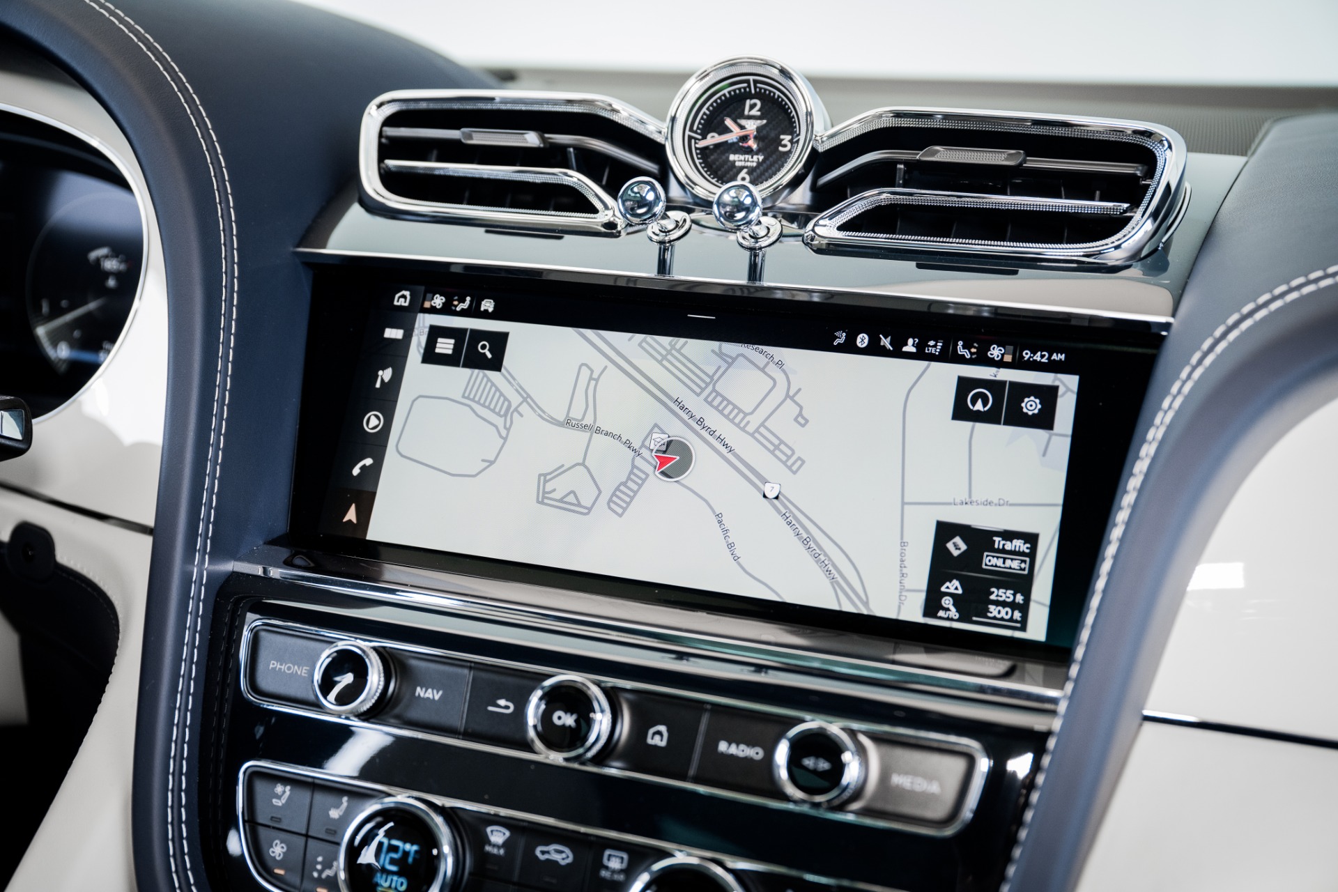 New 2023 BENTLEY BENTAYGA Extended Wheelbase Azure First Edition | St. Petersburg, FL