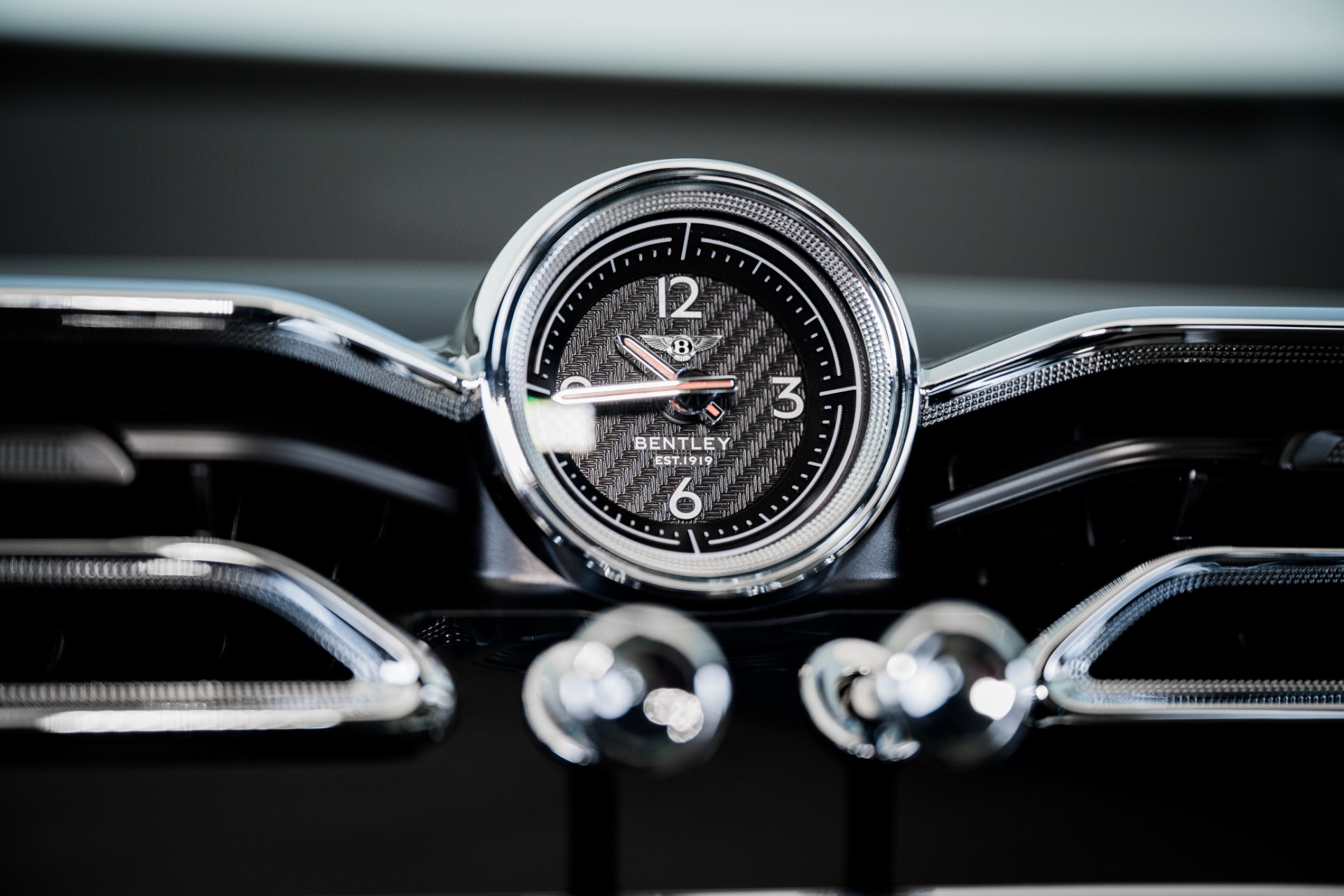 New 2023 BENTLEY BENTAYGA Extended Wheelbase Azure First Edition | St. Petersburg, FL