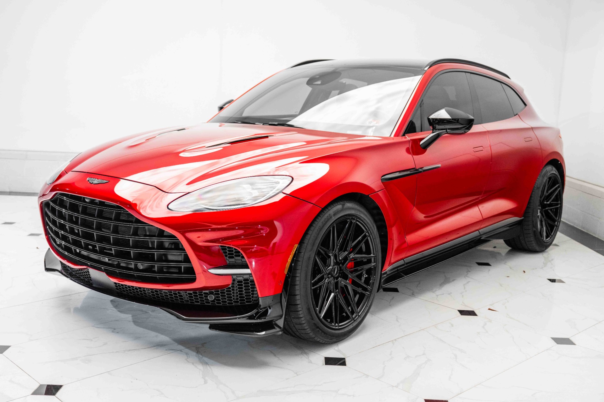 Used 2023 Aston Martin DBX 707 | St. Petersburg, FL