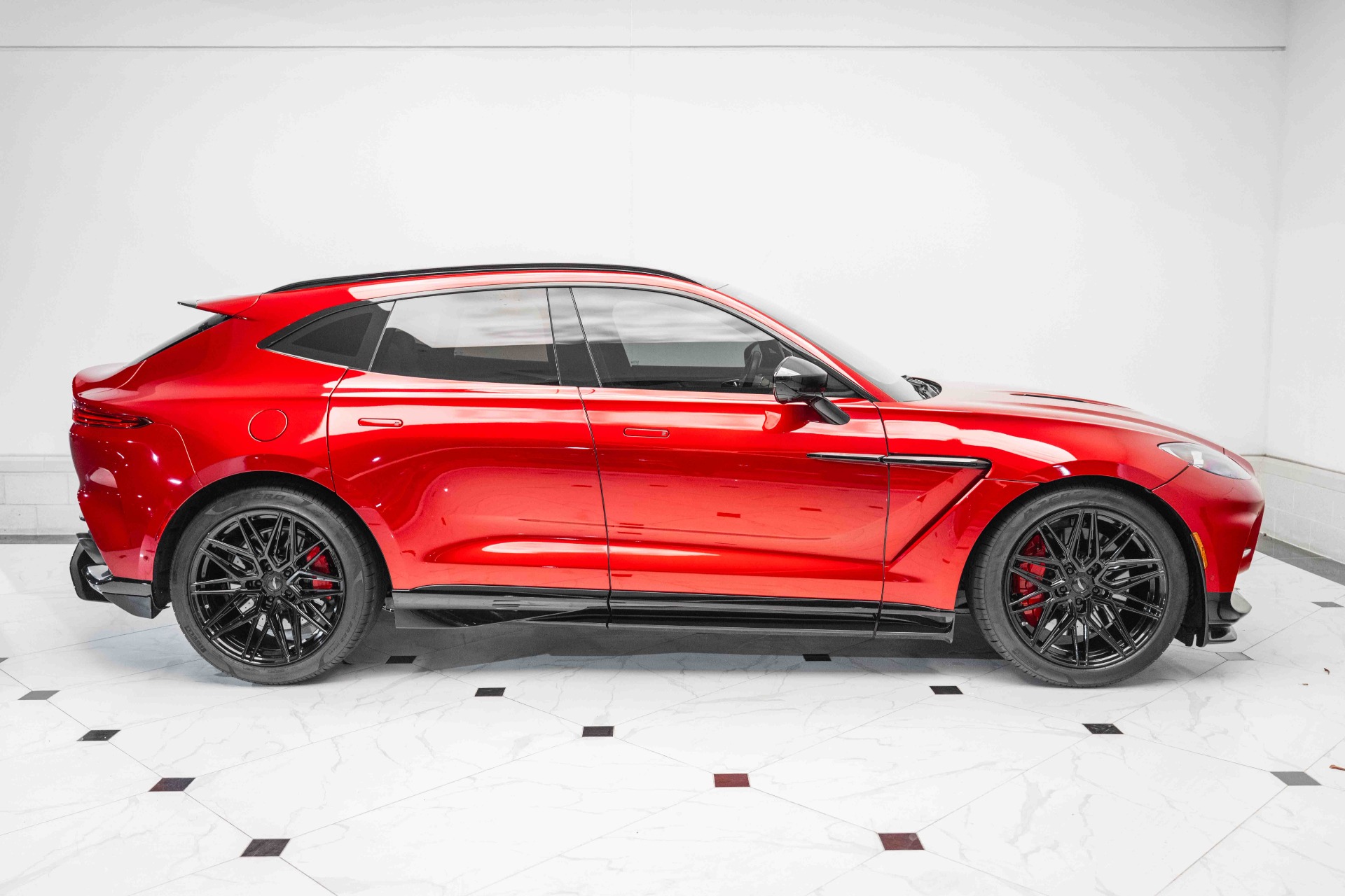 Used 2023 Aston Martin DBX 707 | St. Petersburg, FL
