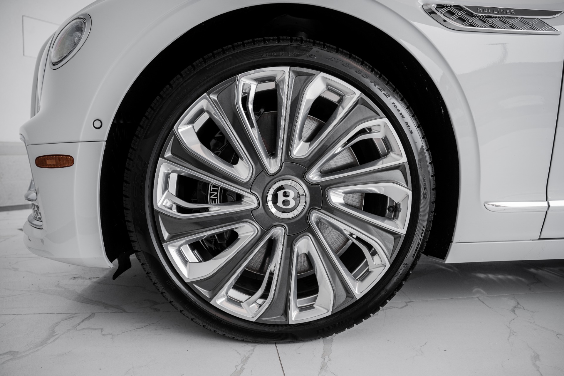 New 2023 Bentley Flying Spur Mulliner V8 | St. Petersburg, FL
