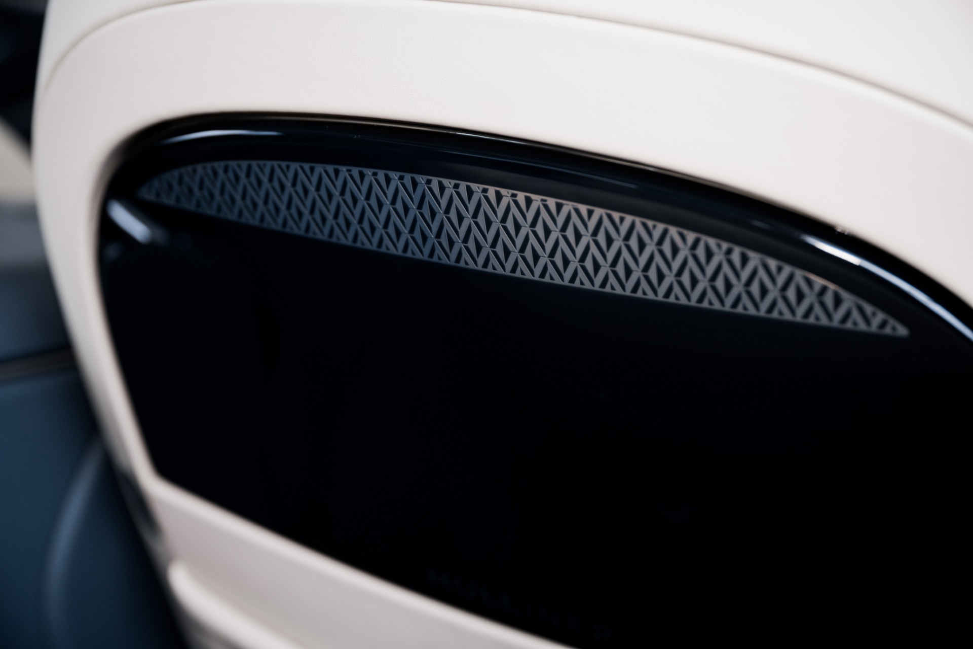 New 2023 Bentley Flying Spur Mulliner V8 | St. Petersburg, FL