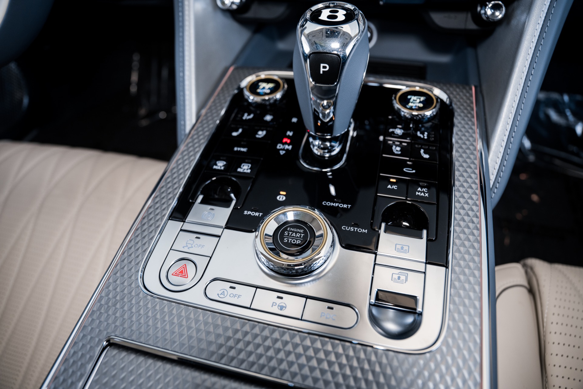 New 2023 Bentley Flying Spur Mulliner V8 | St. Petersburg, FL