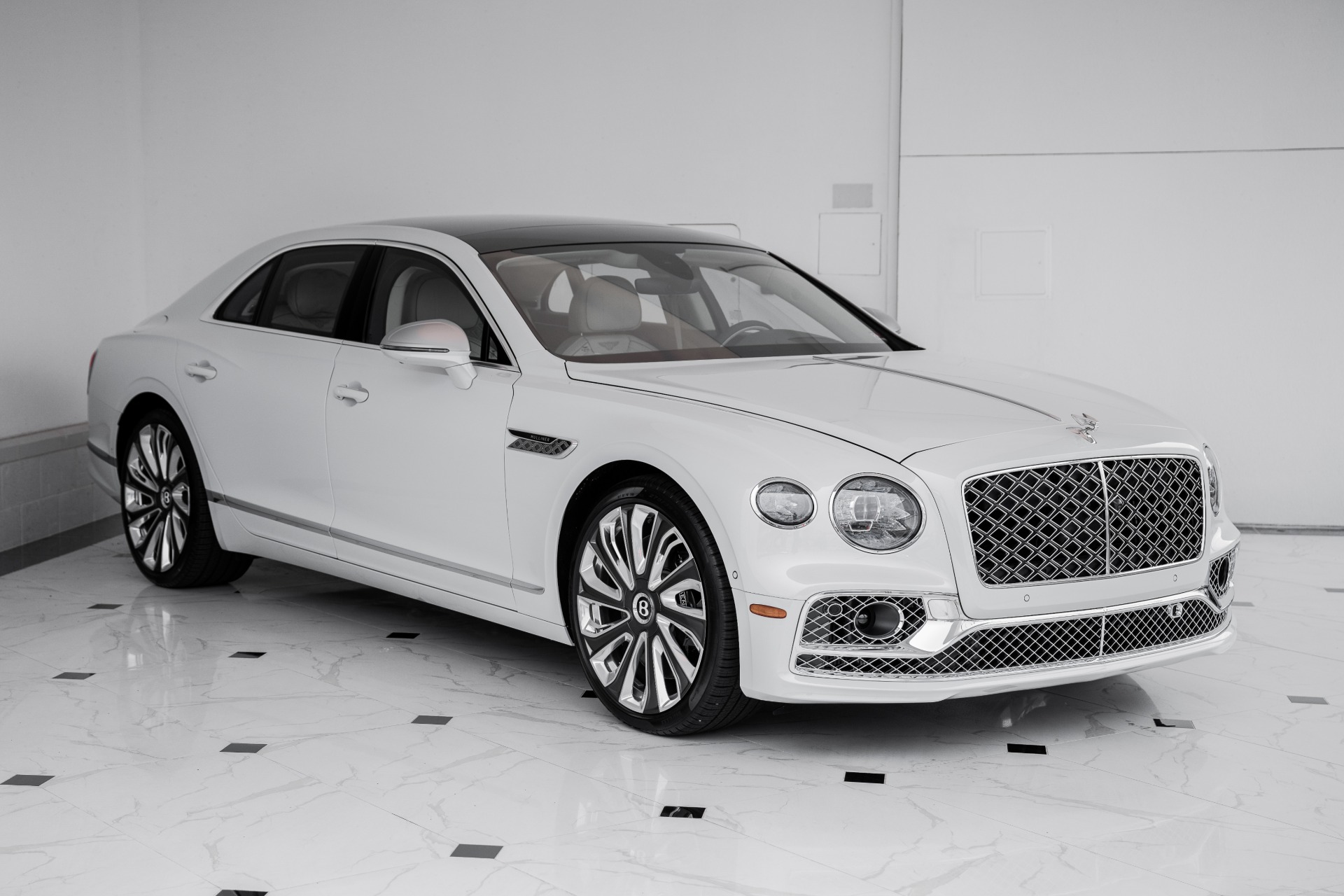 New 2023 Bentley Flying Spur Mulliner V8 | St. Petersburg, FL