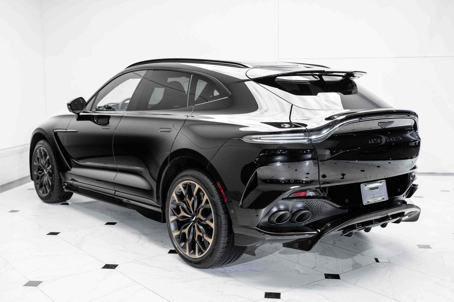 Used 2023 Aston Martin DBX 707 | St. Petersburg, FL