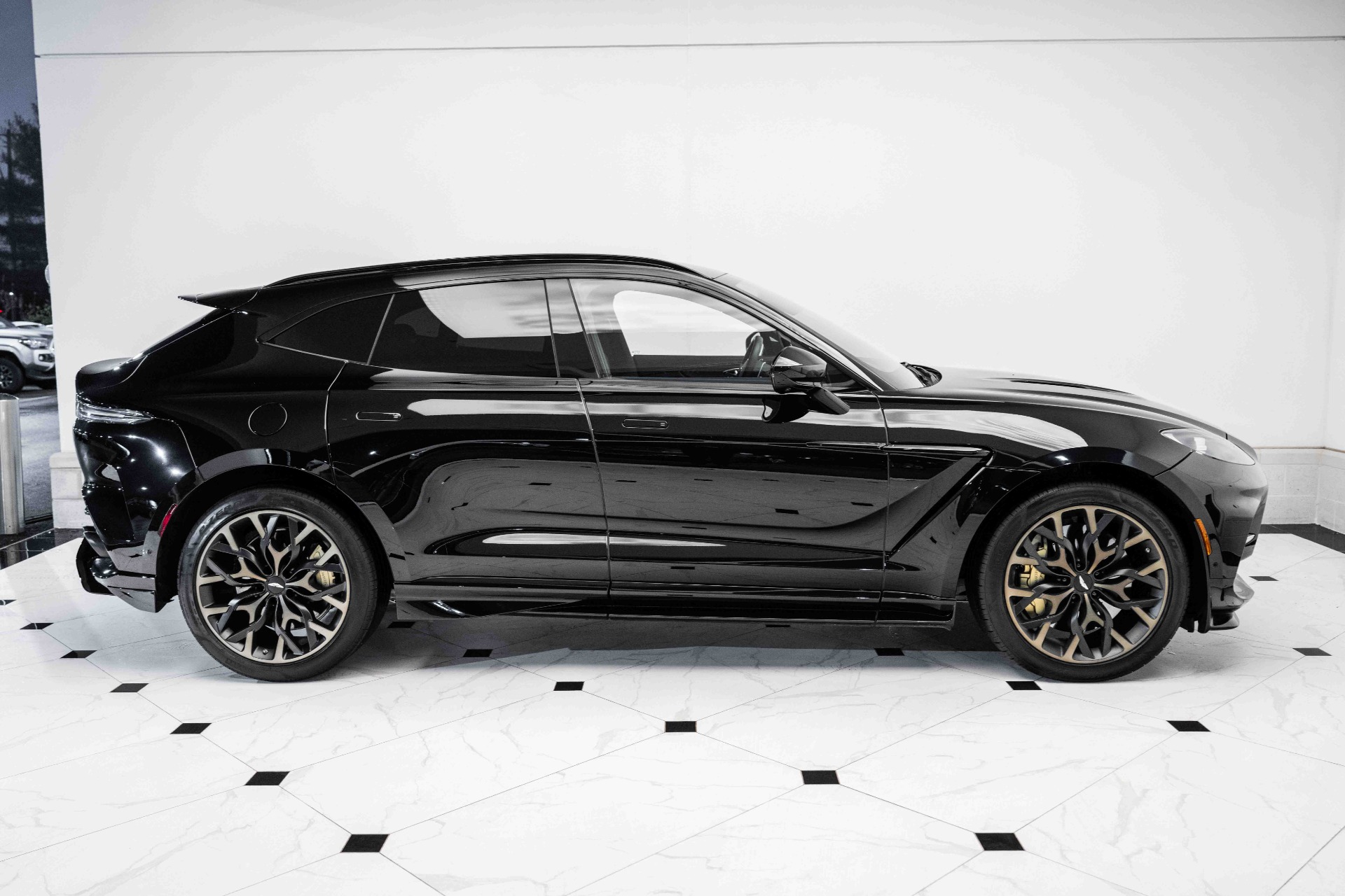 Used 2023 Aston Martin DBX 707 | St. Petersburg, FL