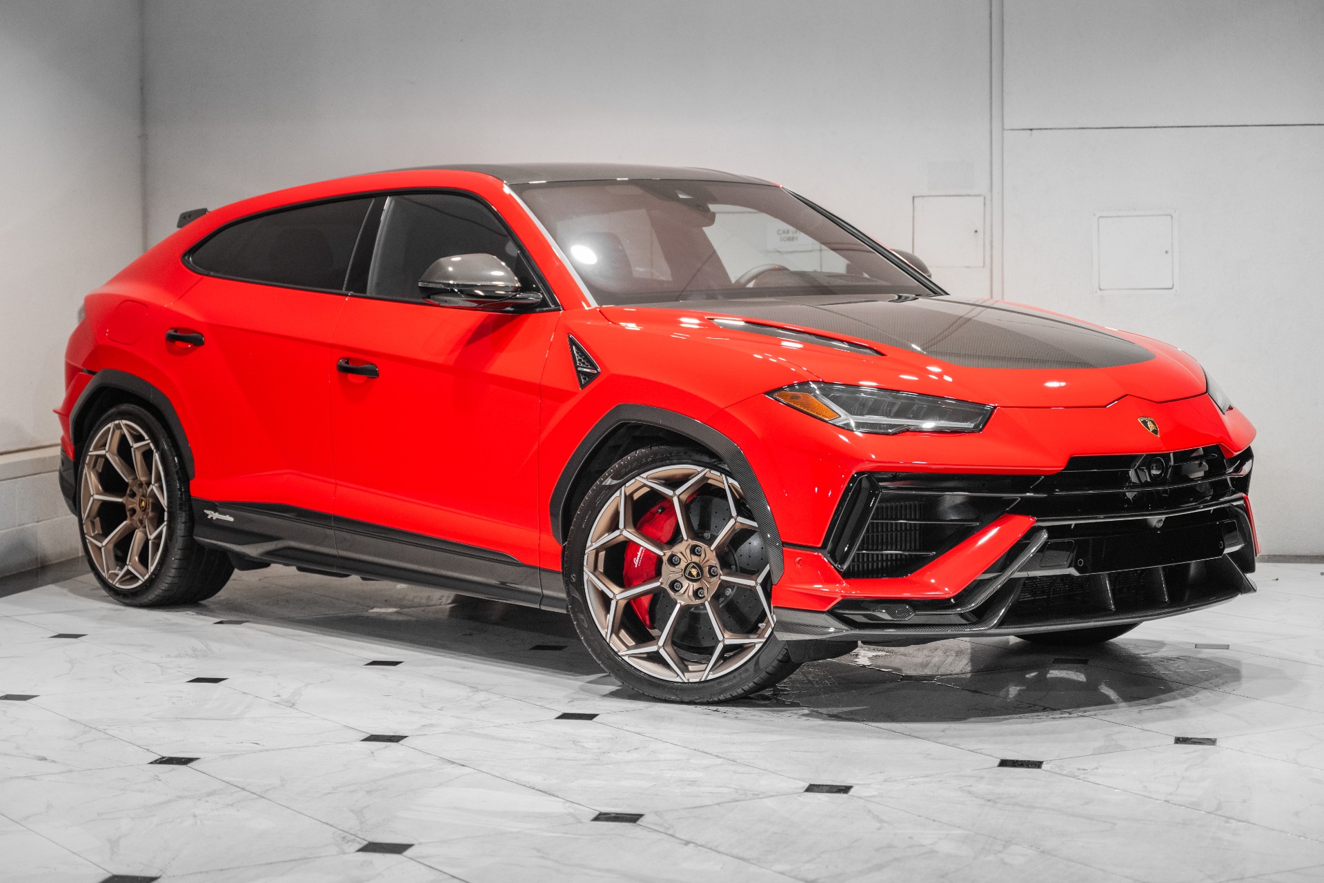 2024 Lamborghini Urus Performante AWD