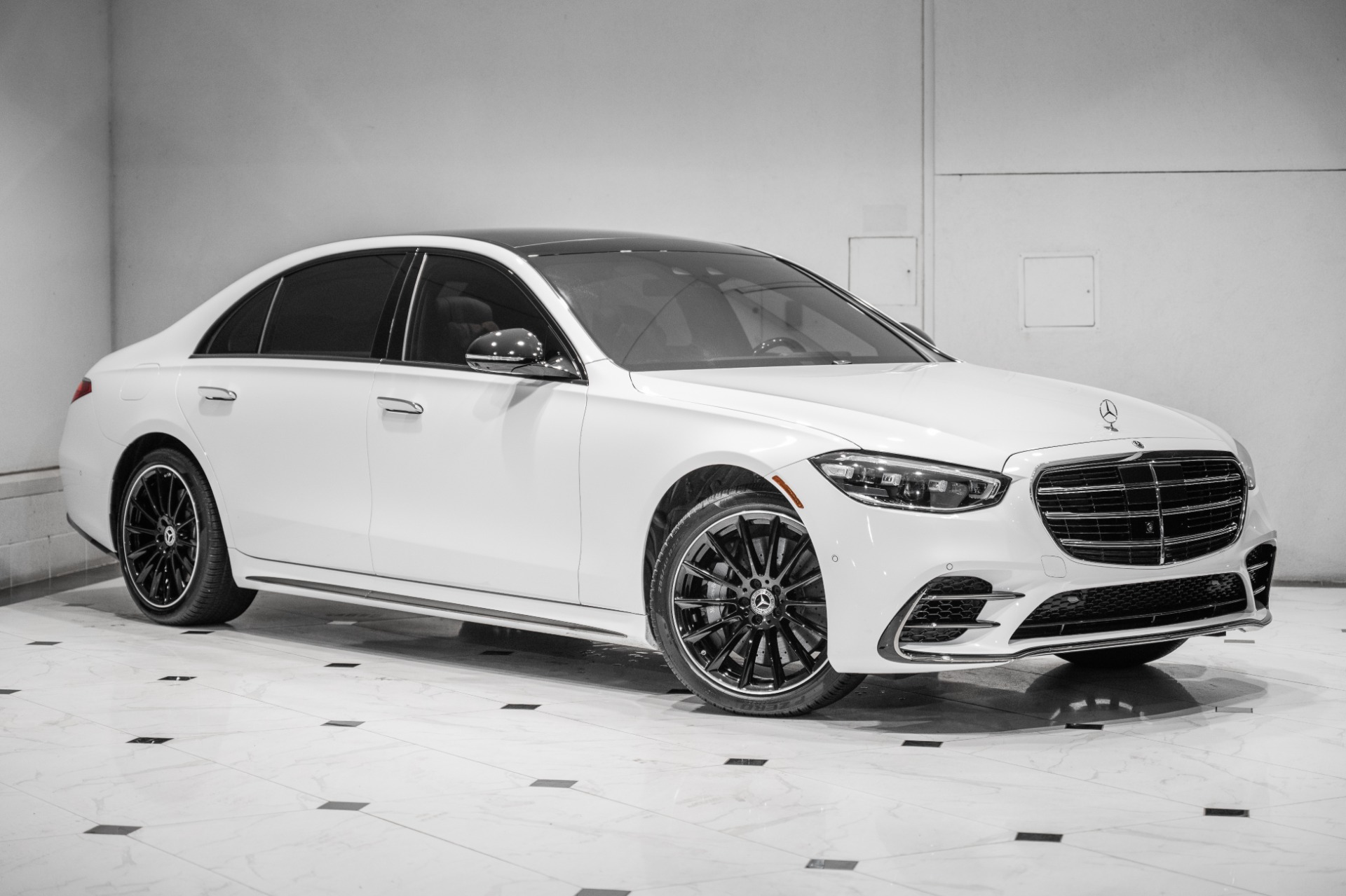 Moonlight 2025 Mercedes-Benz S-Class Sedan All-Wheel Drive 9-Speed Automatic