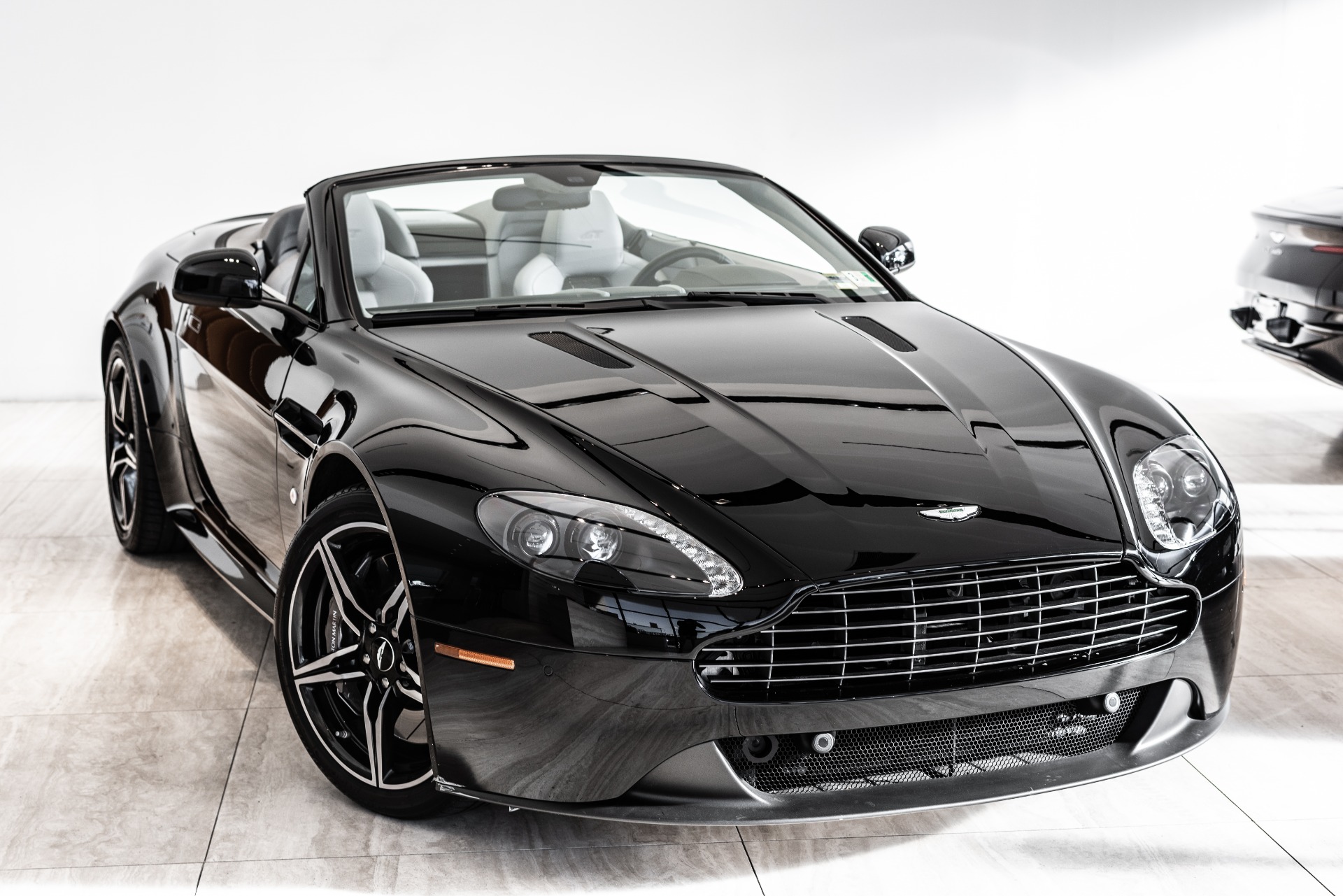Used 2016 Aston Martin V8 Vantage GT Roadster | Vienna, VA
