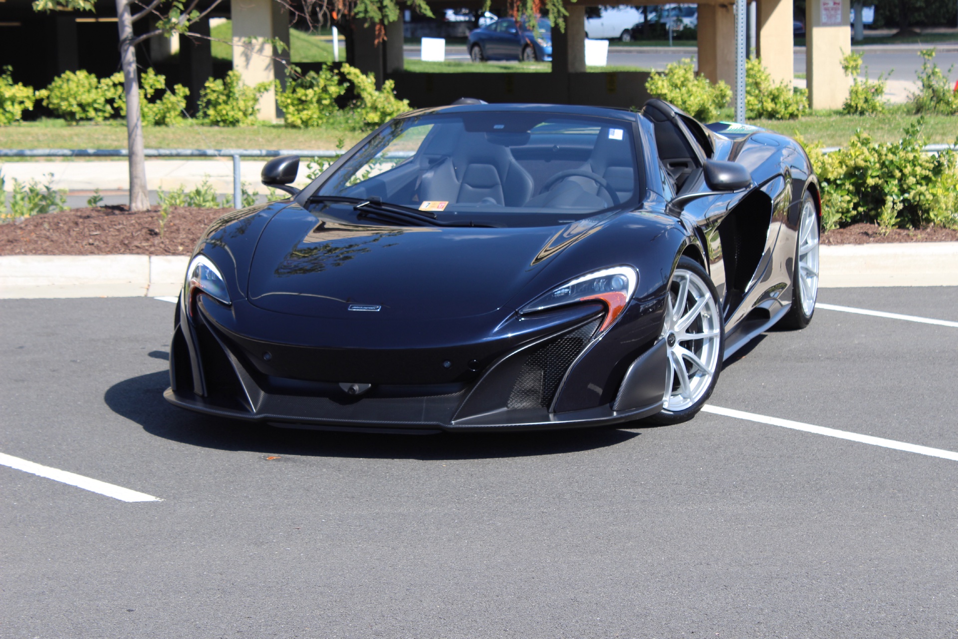 https://www.exclusiveautomotivegroup.com/galleria_images/595/595_main_l.jpg