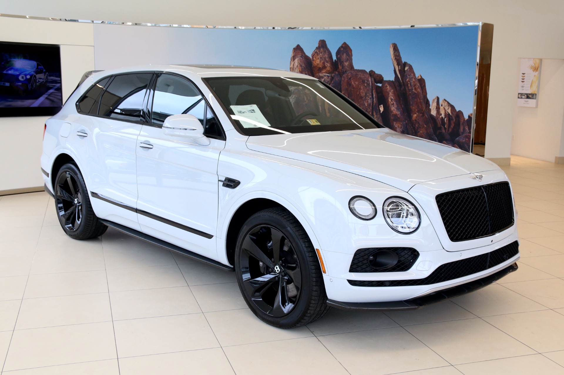 2018 Bentley Bentayga W12 Black Edition Stock 8n018691 417