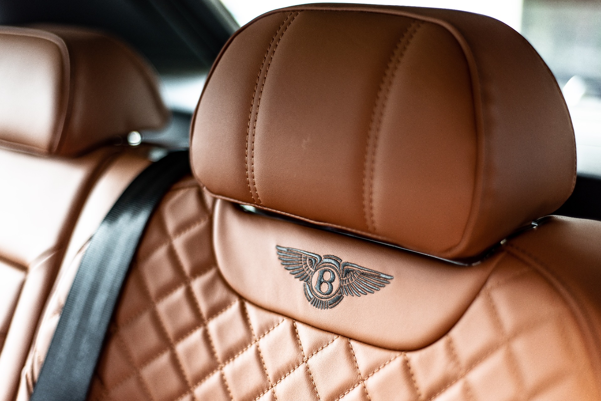 Bentley Continental GT - office chair from a car seat