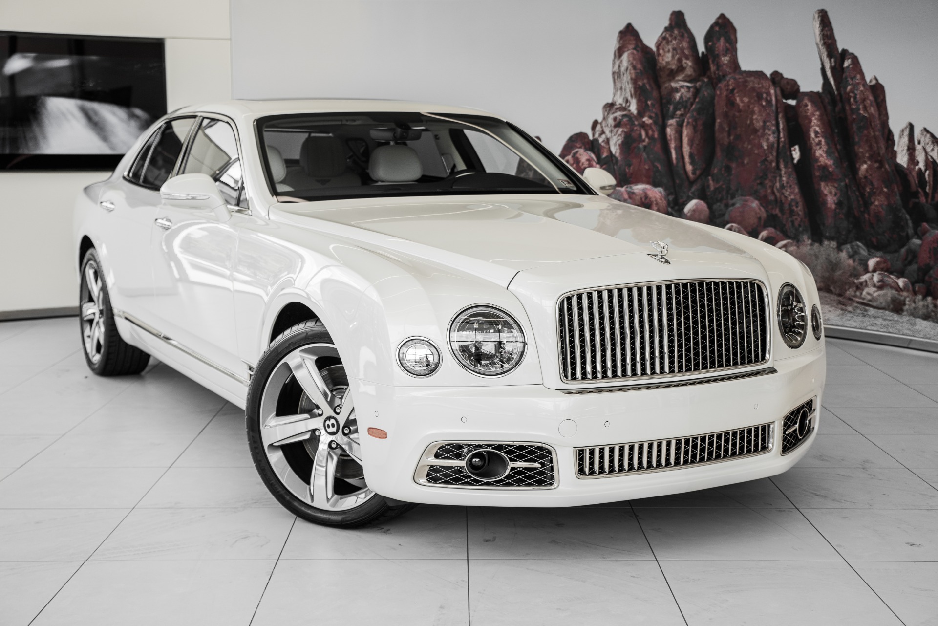Bentley Mulsanne 6.8 V8 513hp 2012 NEW MODEL - Troostwijk