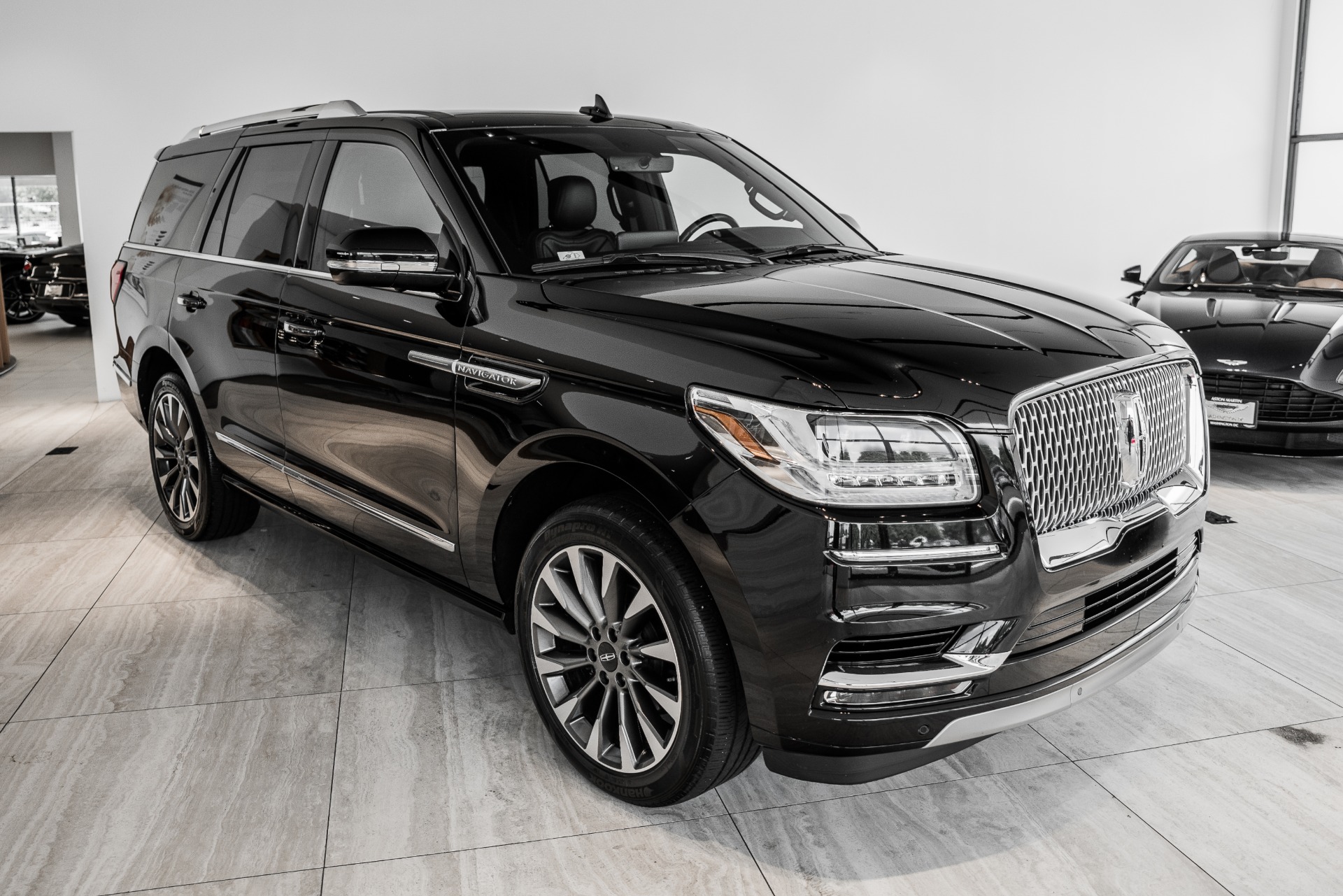 2018-2021 Lincoln Navigator Valance jl7z17626aa