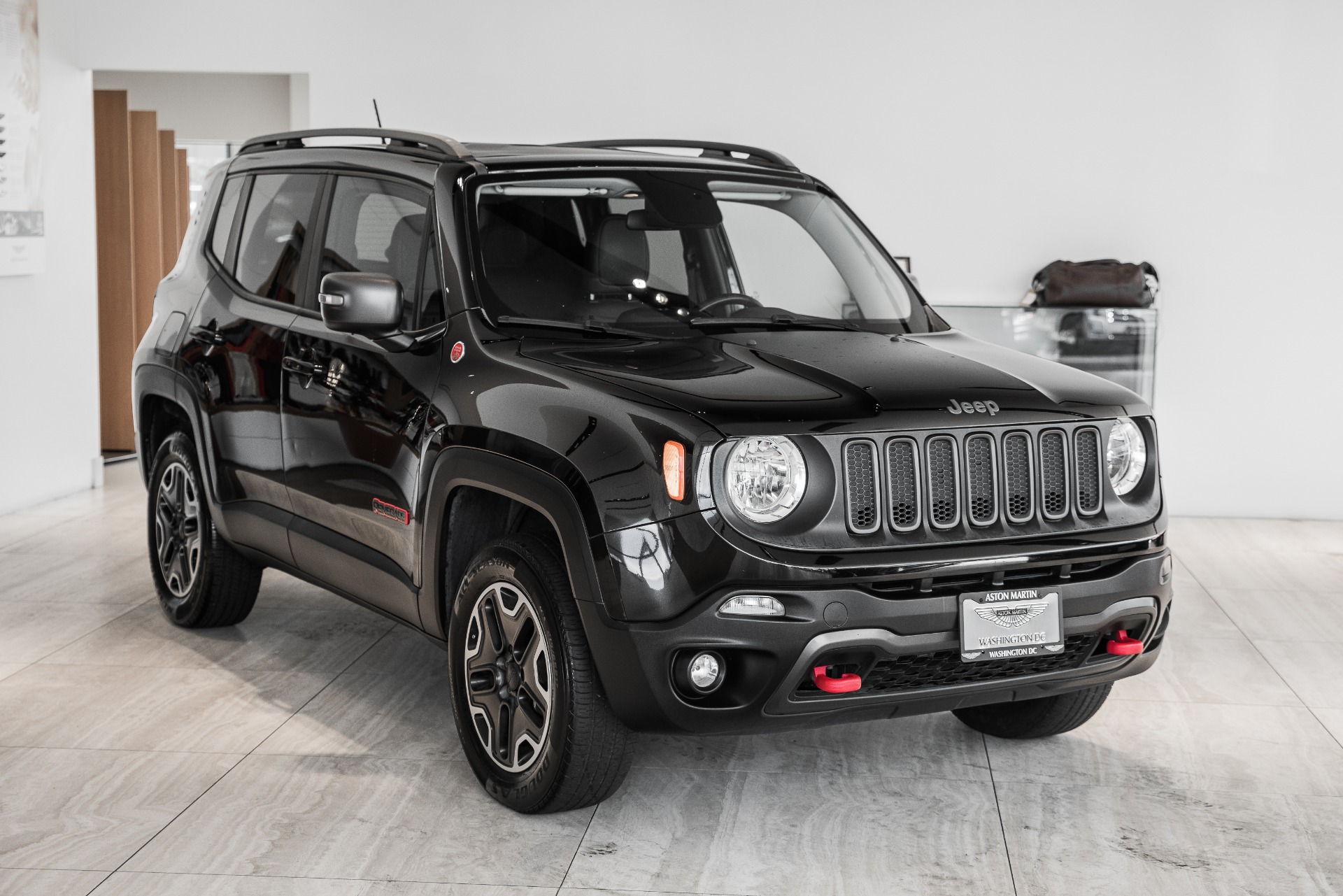 Renegade ドライバー ブラック Used 2015 Jeep Renegade Trailhawk For Sale | Exclusive Automotive