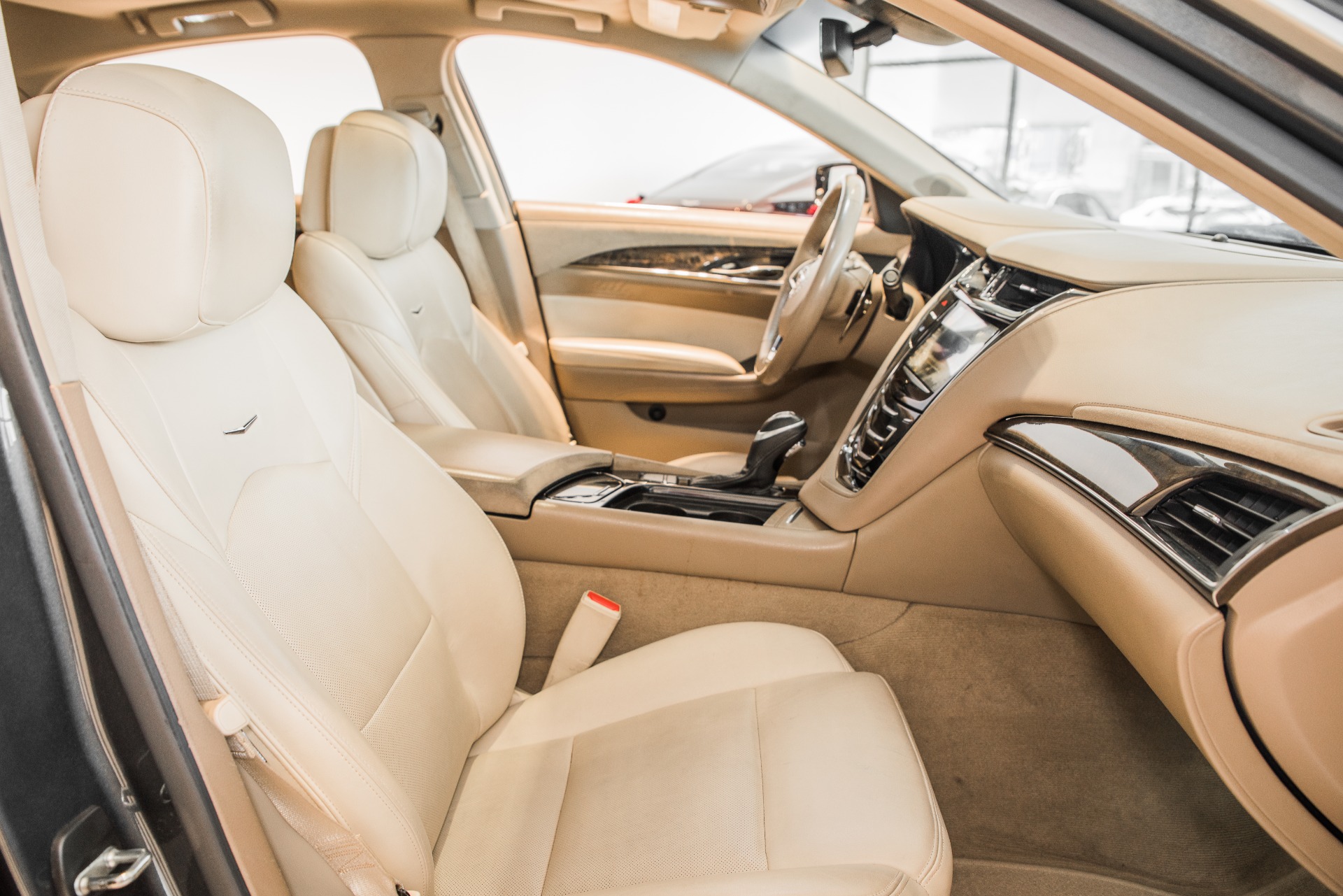 2010 Cadillac Ats Interior