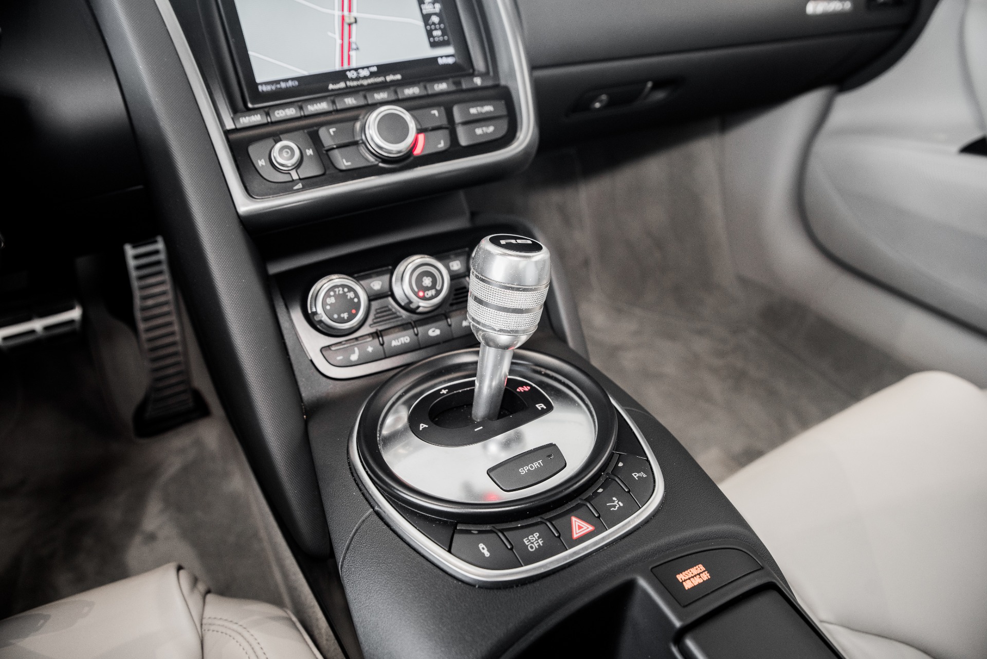 Audi R8 Interior Manual