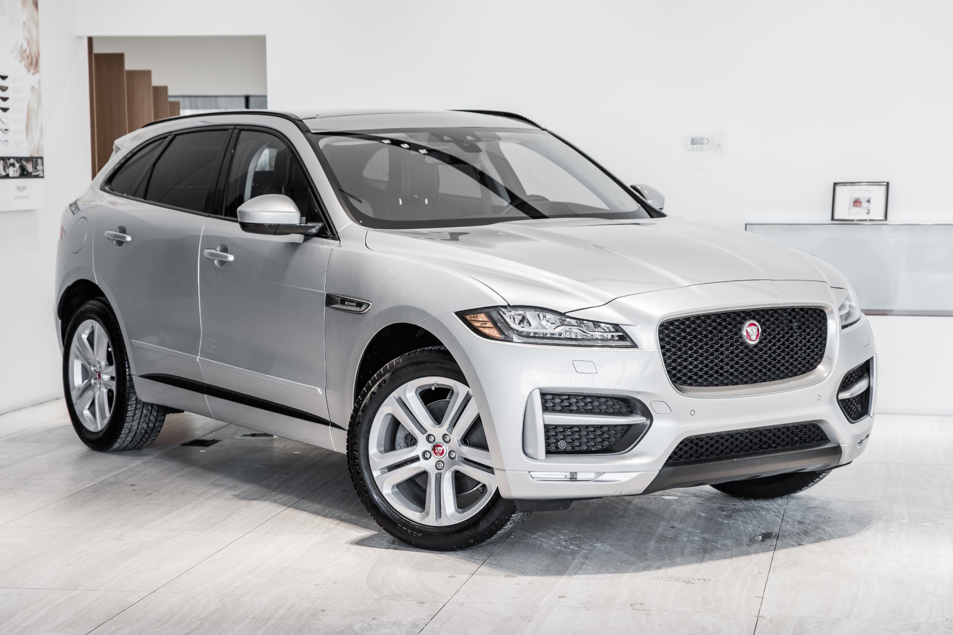 Jaguar f pace 35t price discount