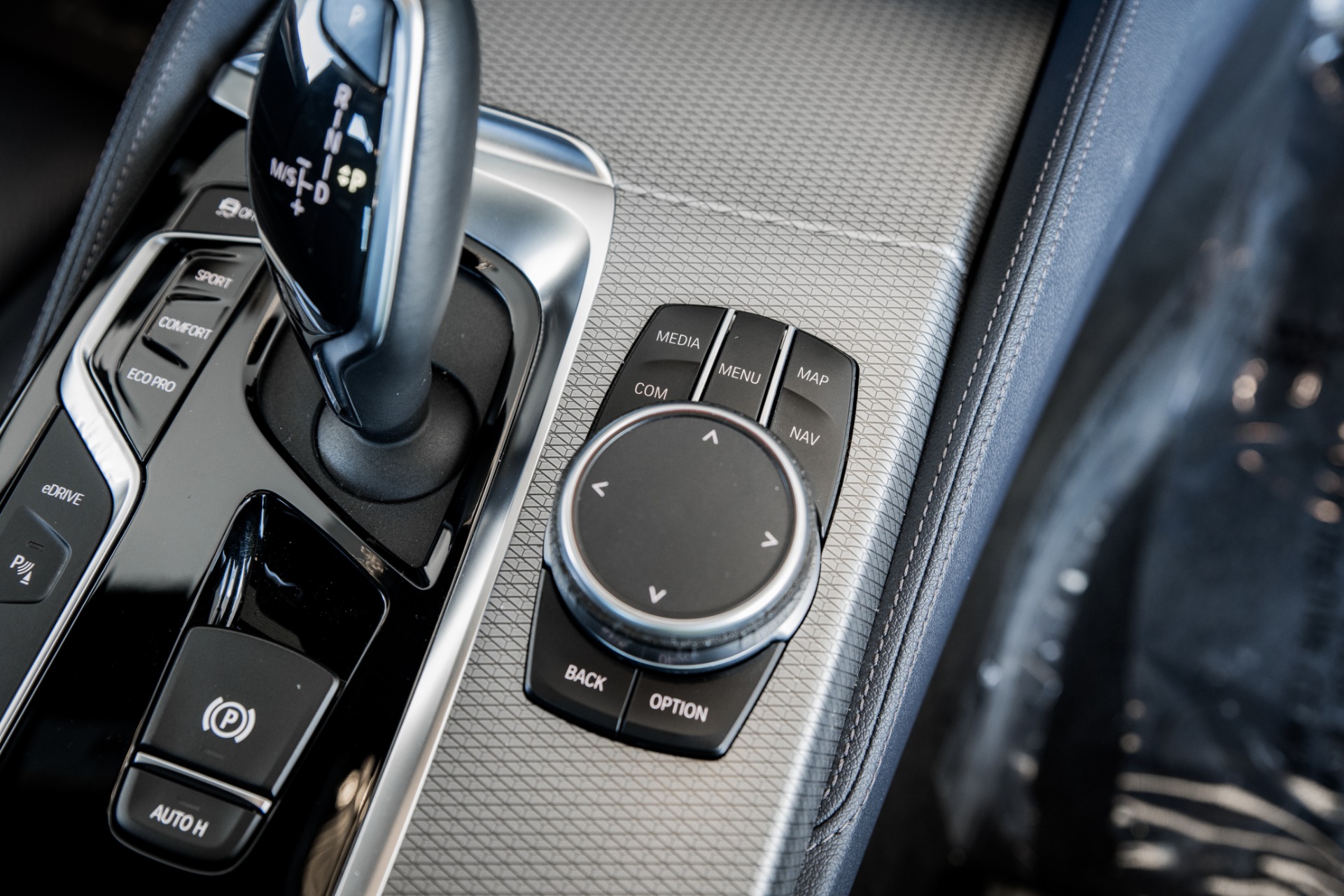 Used 2019 BMW 5 Series 530e iPerformance For Sale (Sold 