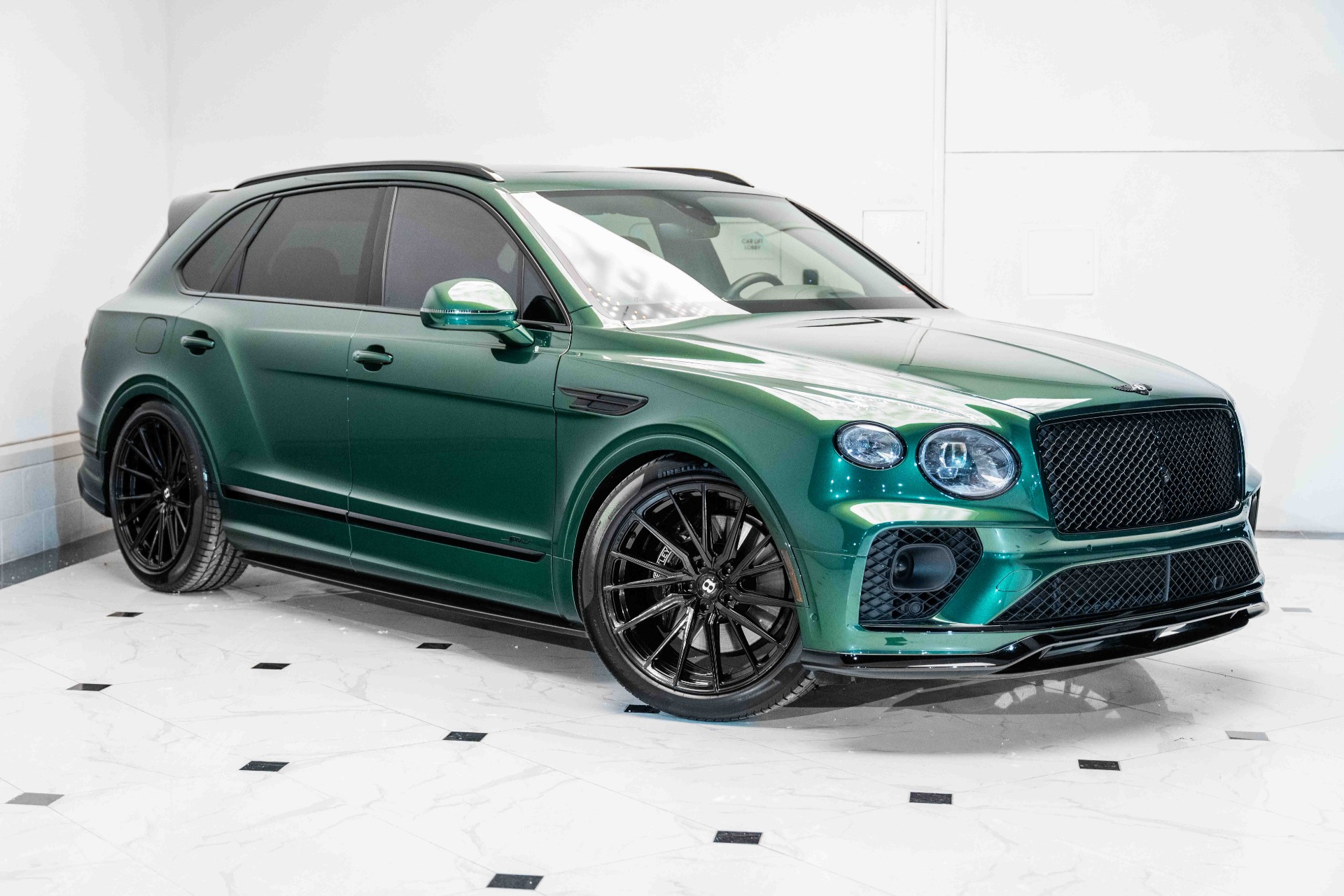 Used-2021-Bentley-Bentayga-