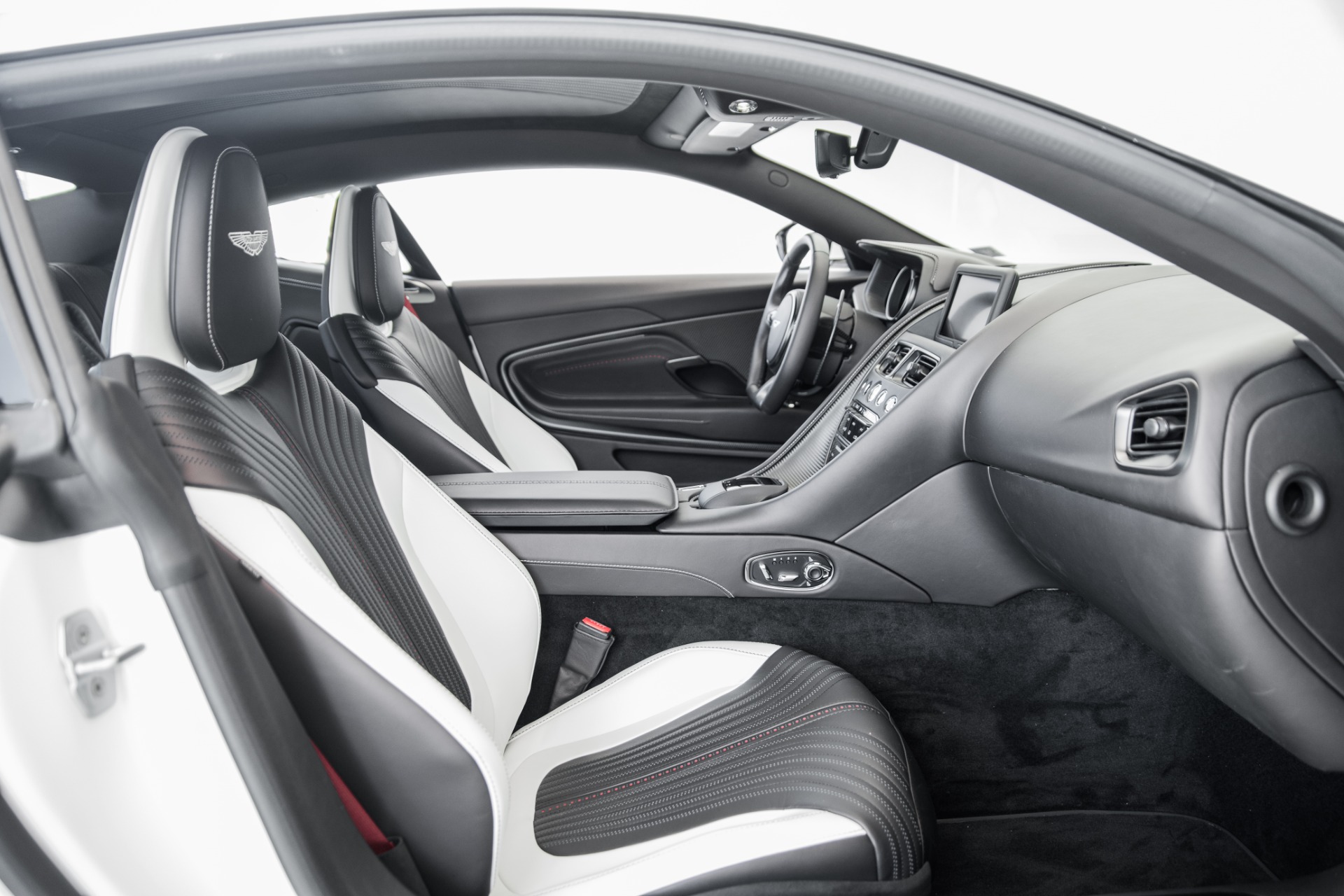 Aston Martin Dbs White Interior