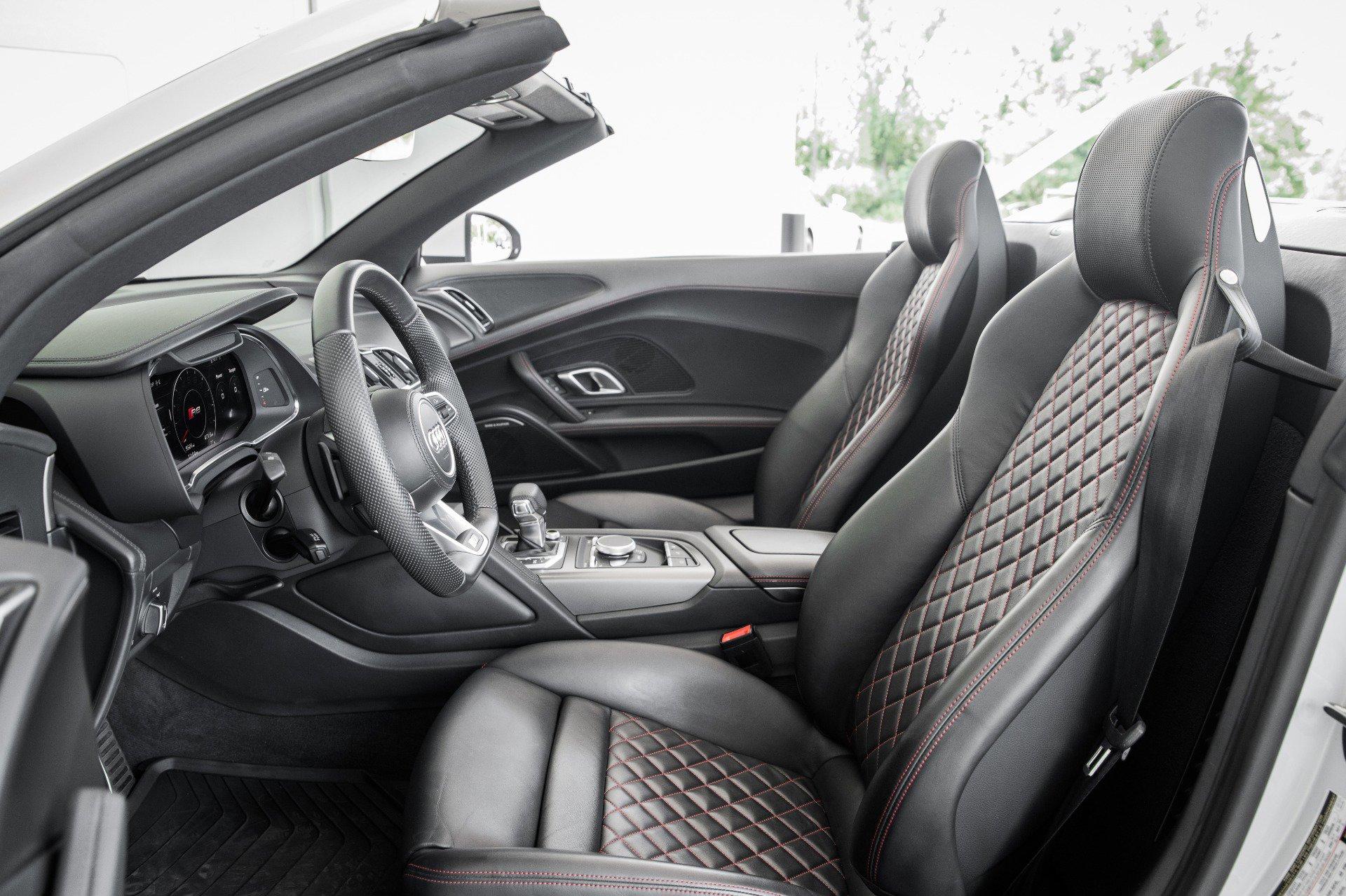 Audi R8 Spyder White Interior