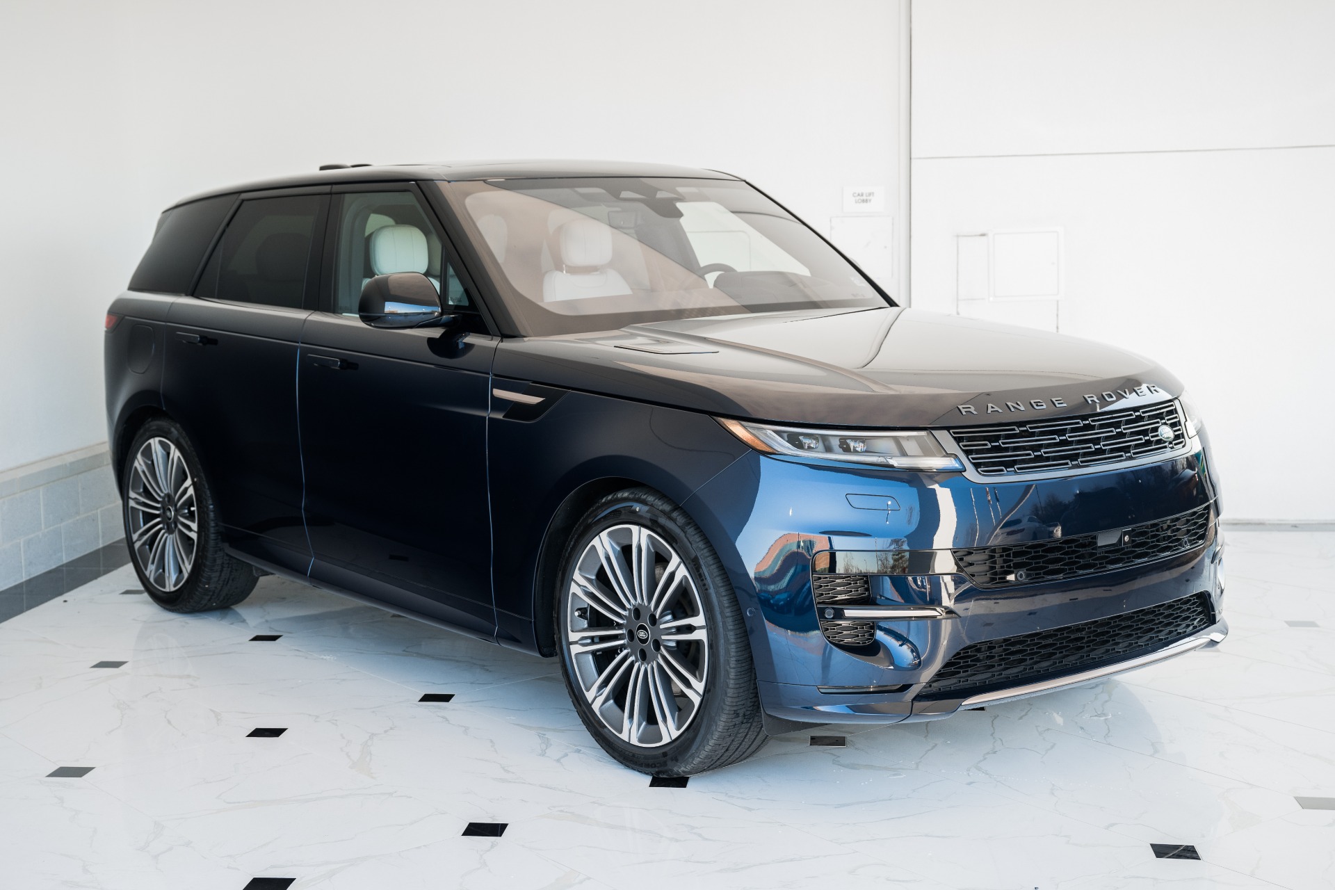 Used 2023 Land Rover Range Rover Sport SE For Sale (Sold)