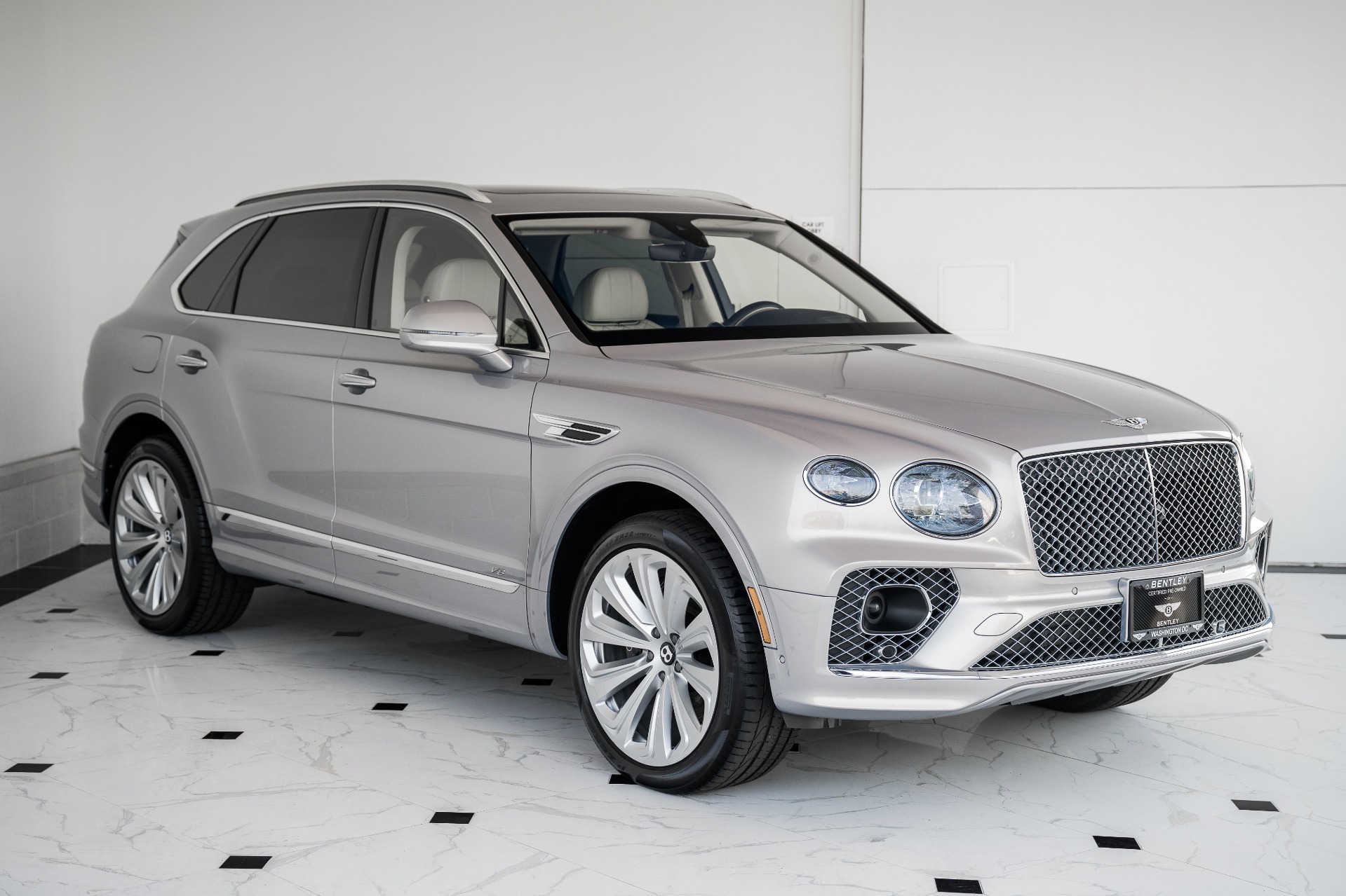 Used-2021-BENTLEY-BENTAYGA-