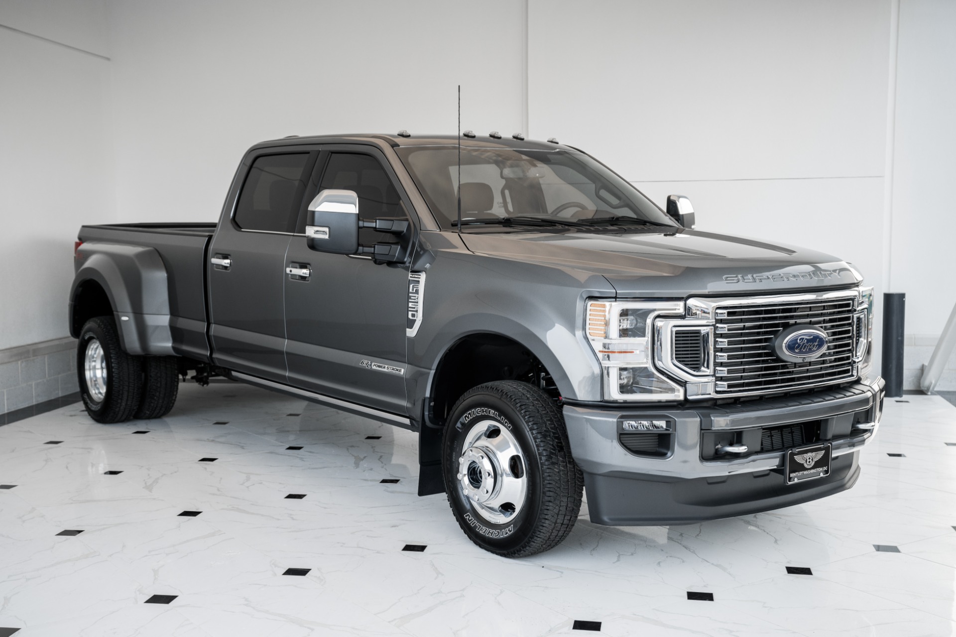 Rear Wheel Impact Area Kit Extended Dually Coverage | FORD F-350 LIMITED 2022 Rear Wheel Impact Area Kit Extended Dually Coverage | FORD F-350 LIMITED 2022