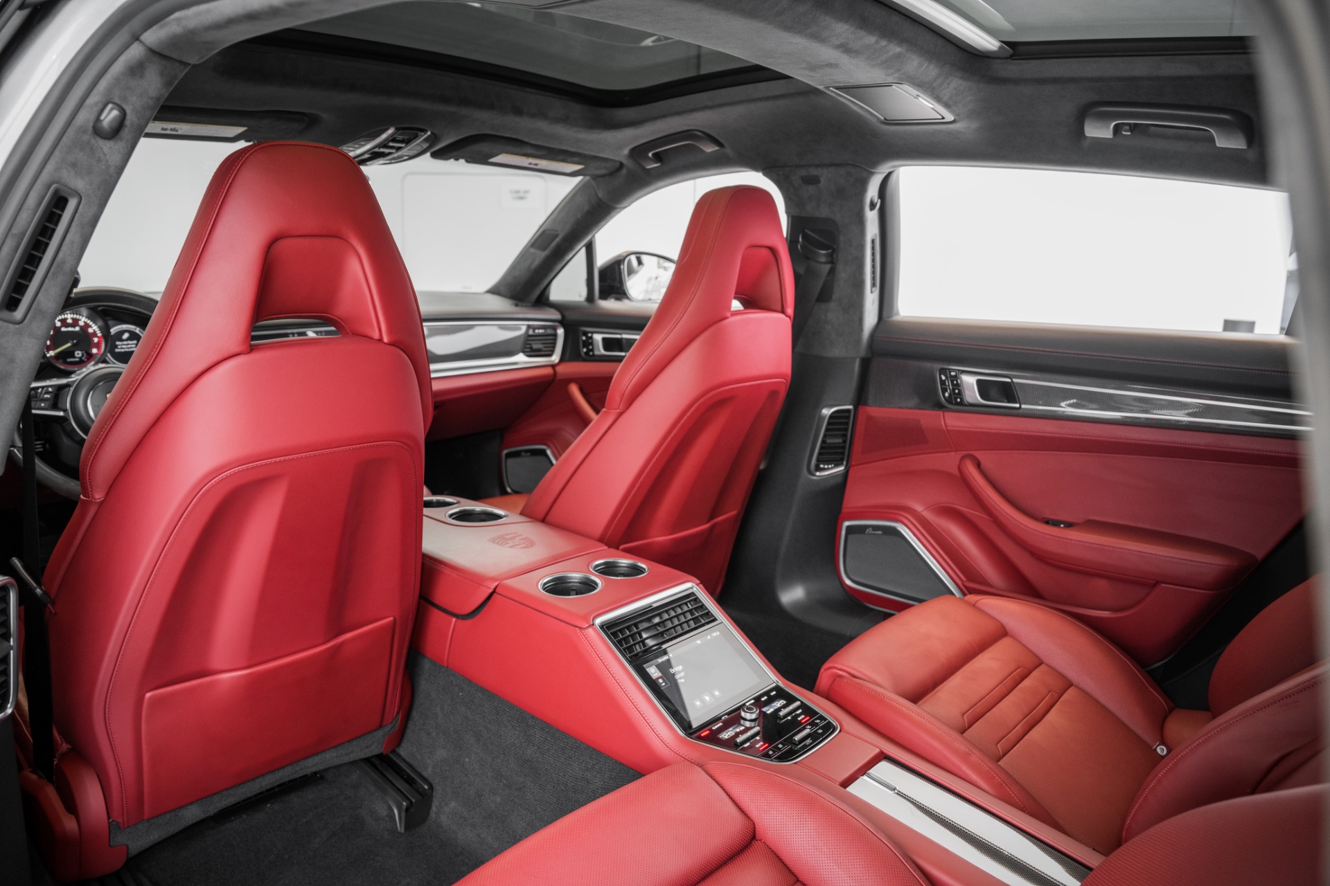 Used 2018 Porsche Panamera E-Hybrid Turbo S Executive For Sale
