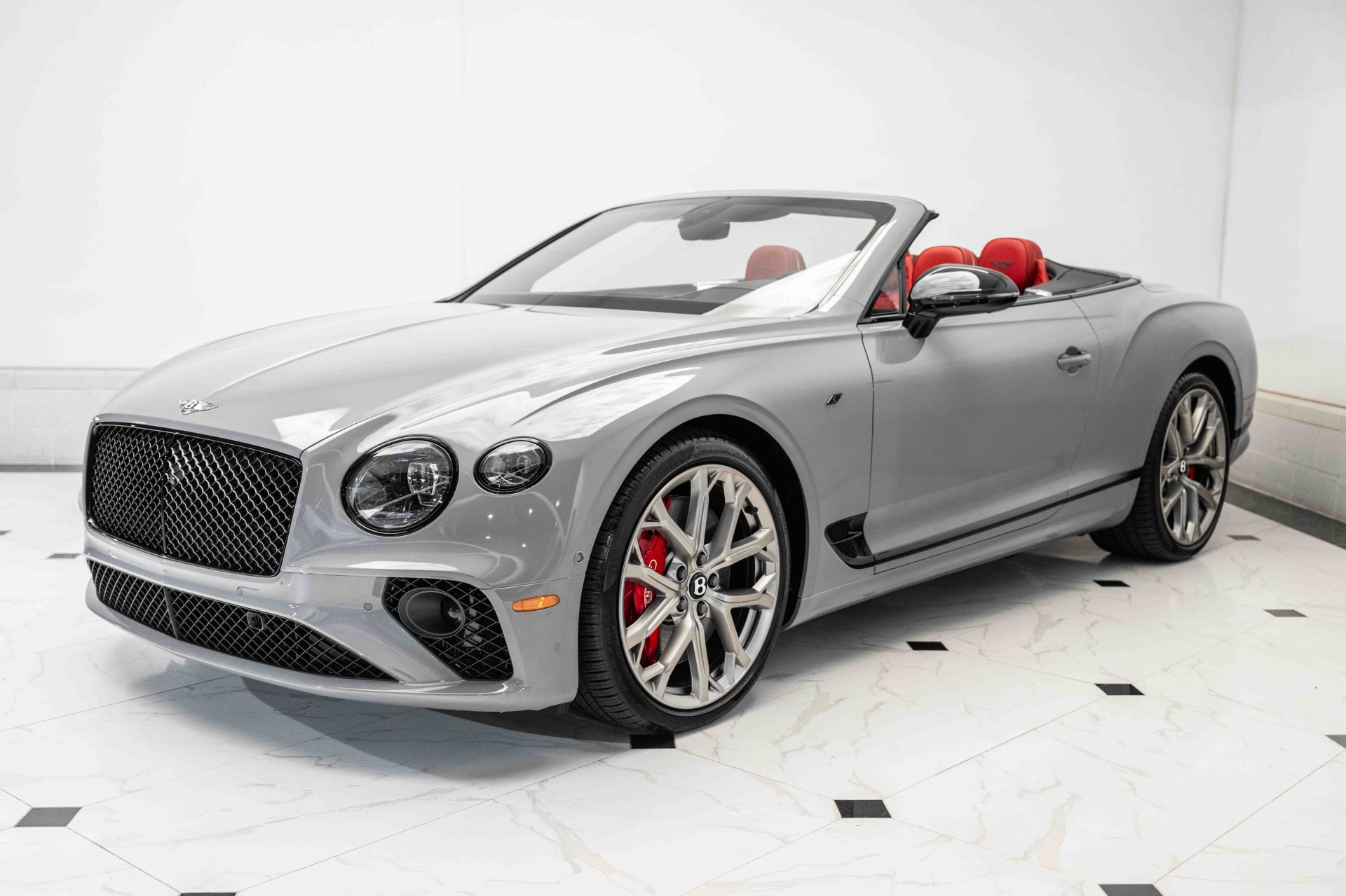 最新作売れ筋が満載 Used 2023 Bentley CONTINENTAL GTC S V8 For Sale ($314,195 ビリヤード