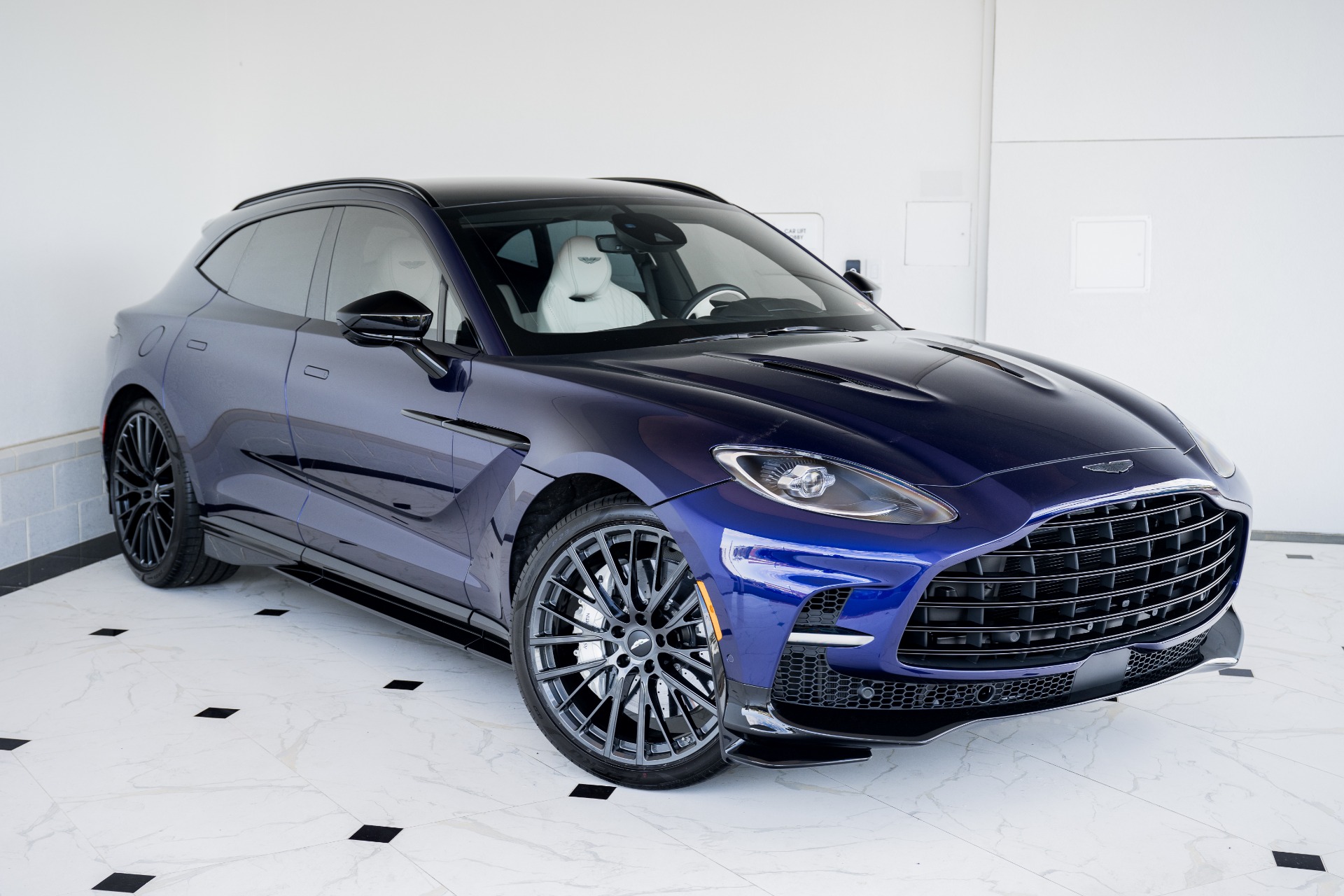 New 2023 Aston Martin DBX 707 For Sale ($1,195) | Exclusive