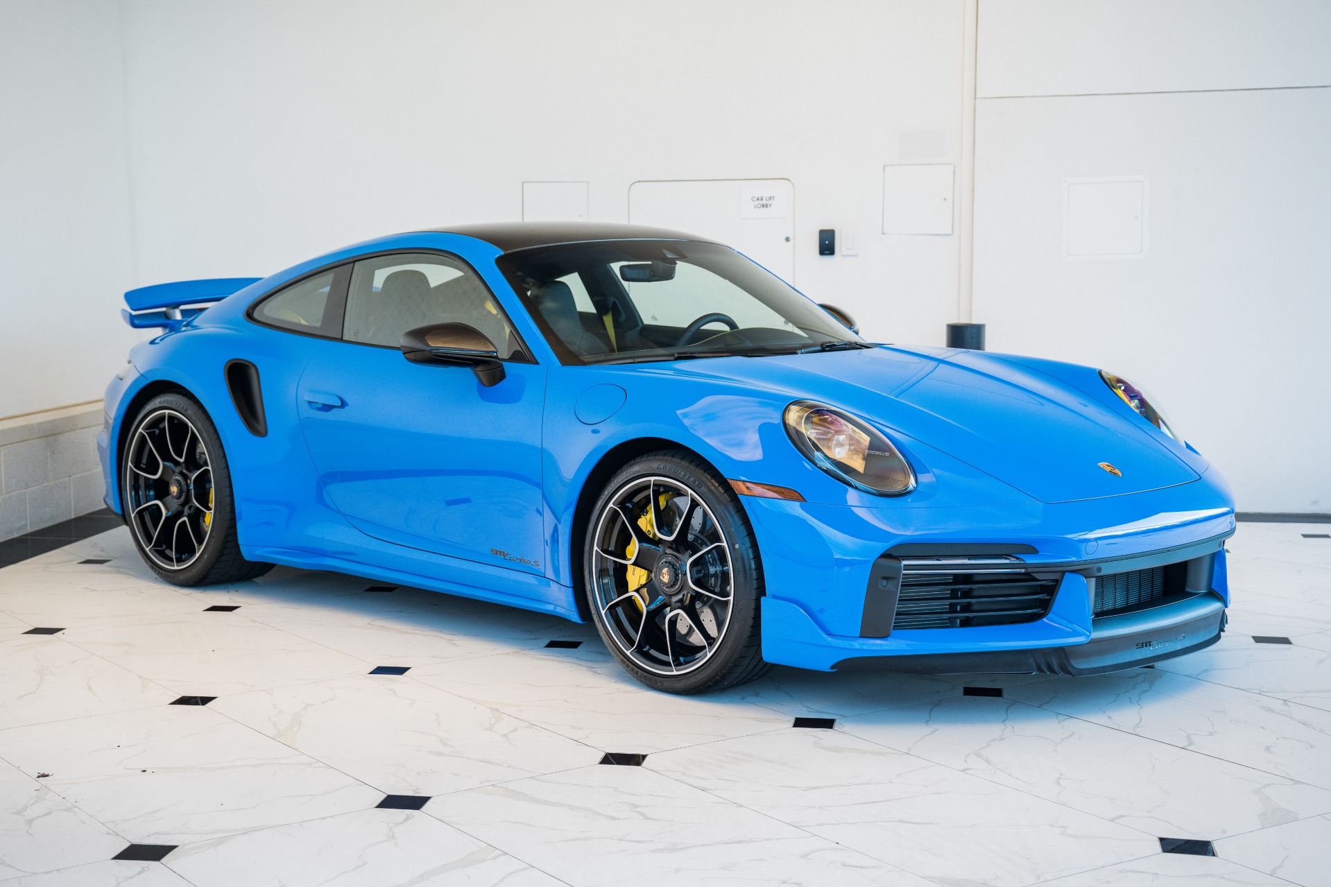 Porsche 911 Review 2024