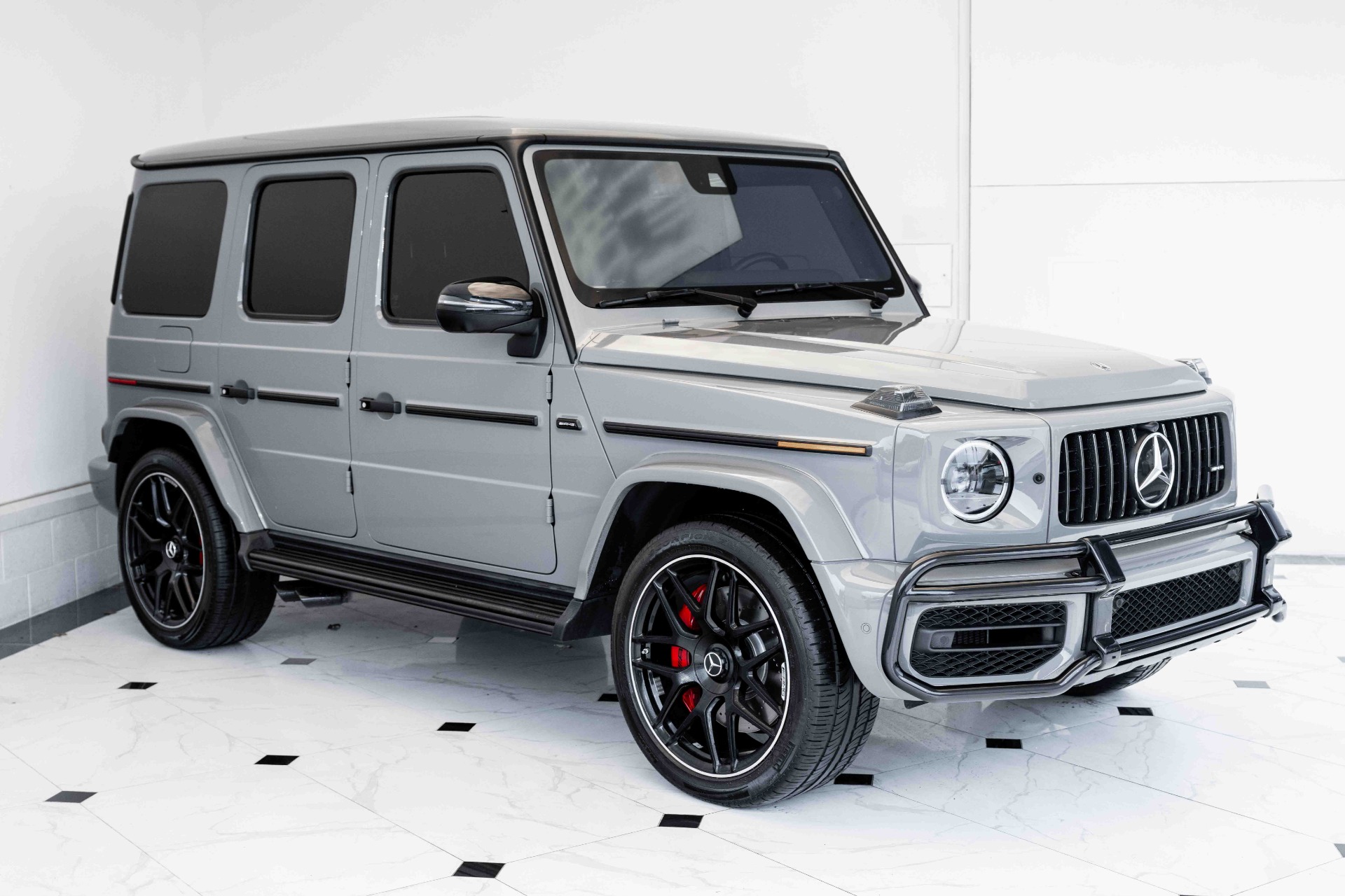 Купить Мерседес G 63 Amg