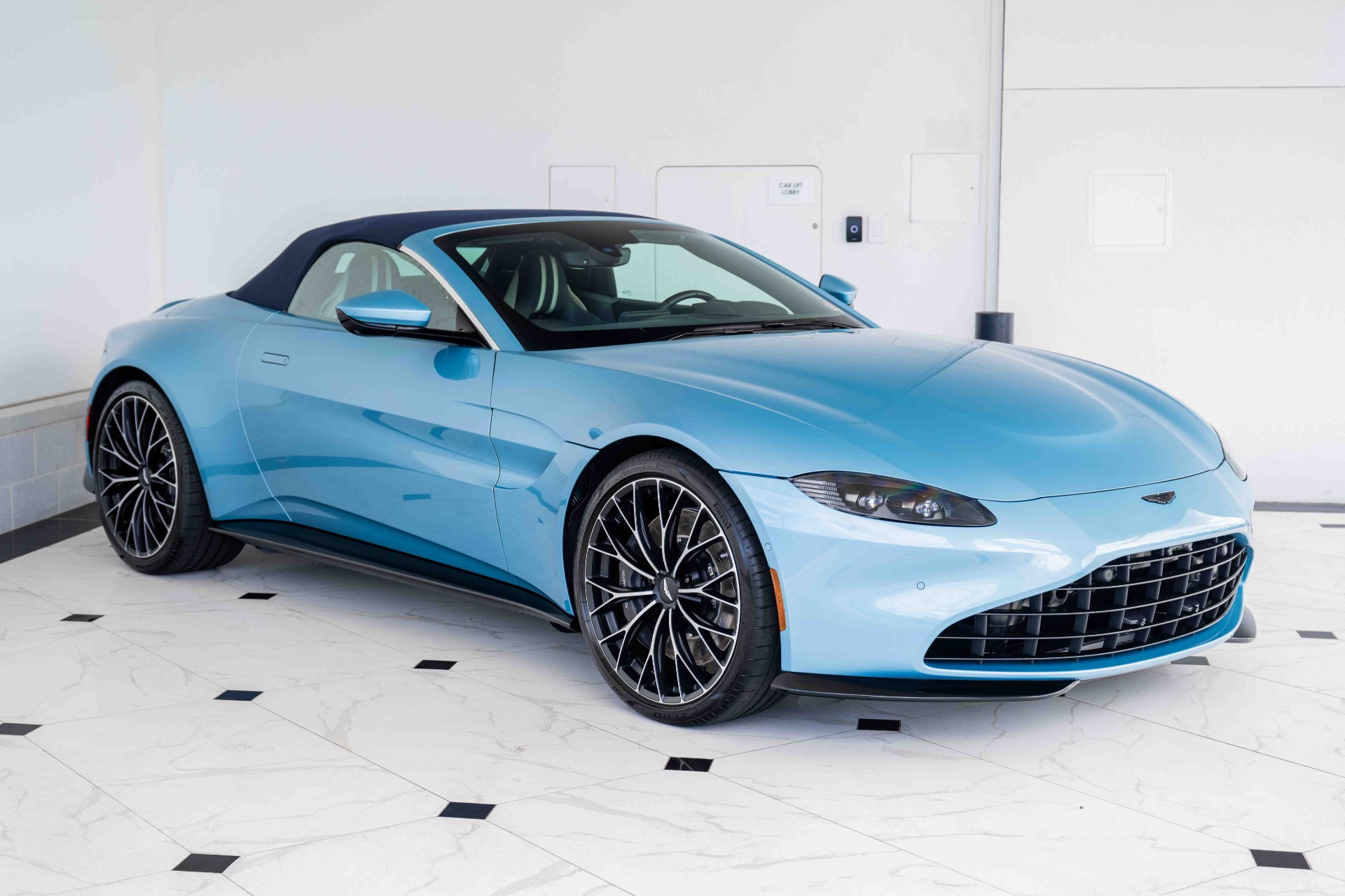 New 2023 Aston Martin Vantage V8 ROADSTER For Sale | Exclusive