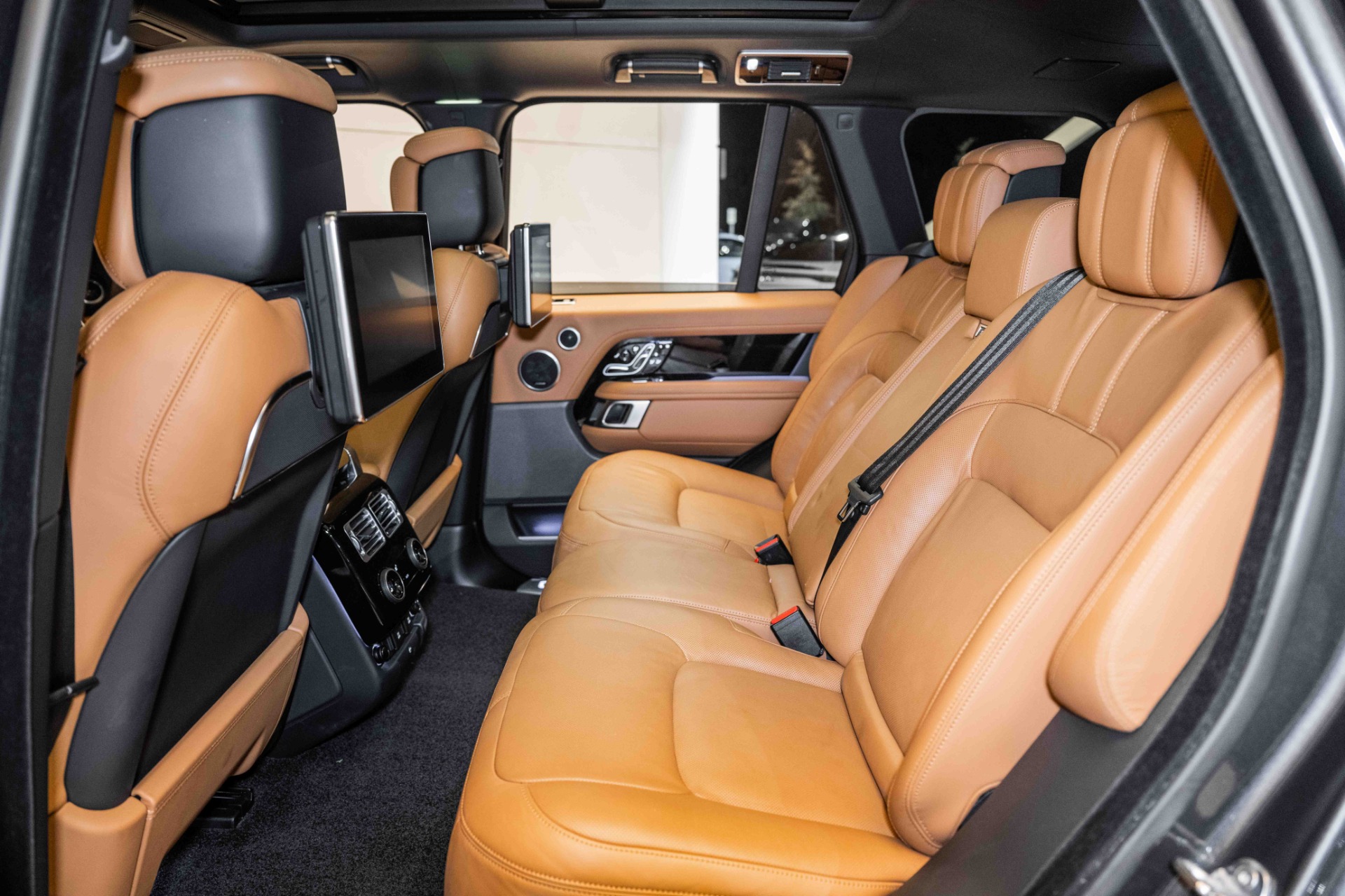 Rear Hatch Kit | LAND ROVER RANGE ROVER AUTOBIOGRAPHY FIFTY EDITION SWB 2021 Rear Hatch Kit | LAND ROVER RANGE ROVER AUTOBIOGRAPHY FIFTY EDITION SWB 2021