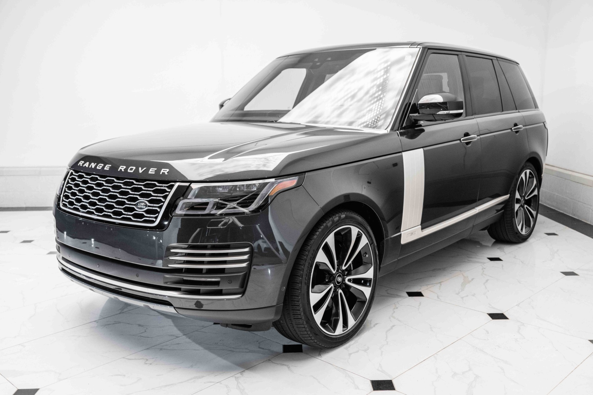 Right Side Kit | LAND ROVER RANGE ROVER AUTOBIOGRAPHY FIFTY EDITION SWB 2021 Right Side Kit | LAND ROVER RANGE ROVER AUTOBIOGRAPHY FIFTY EDITION SWB 2021