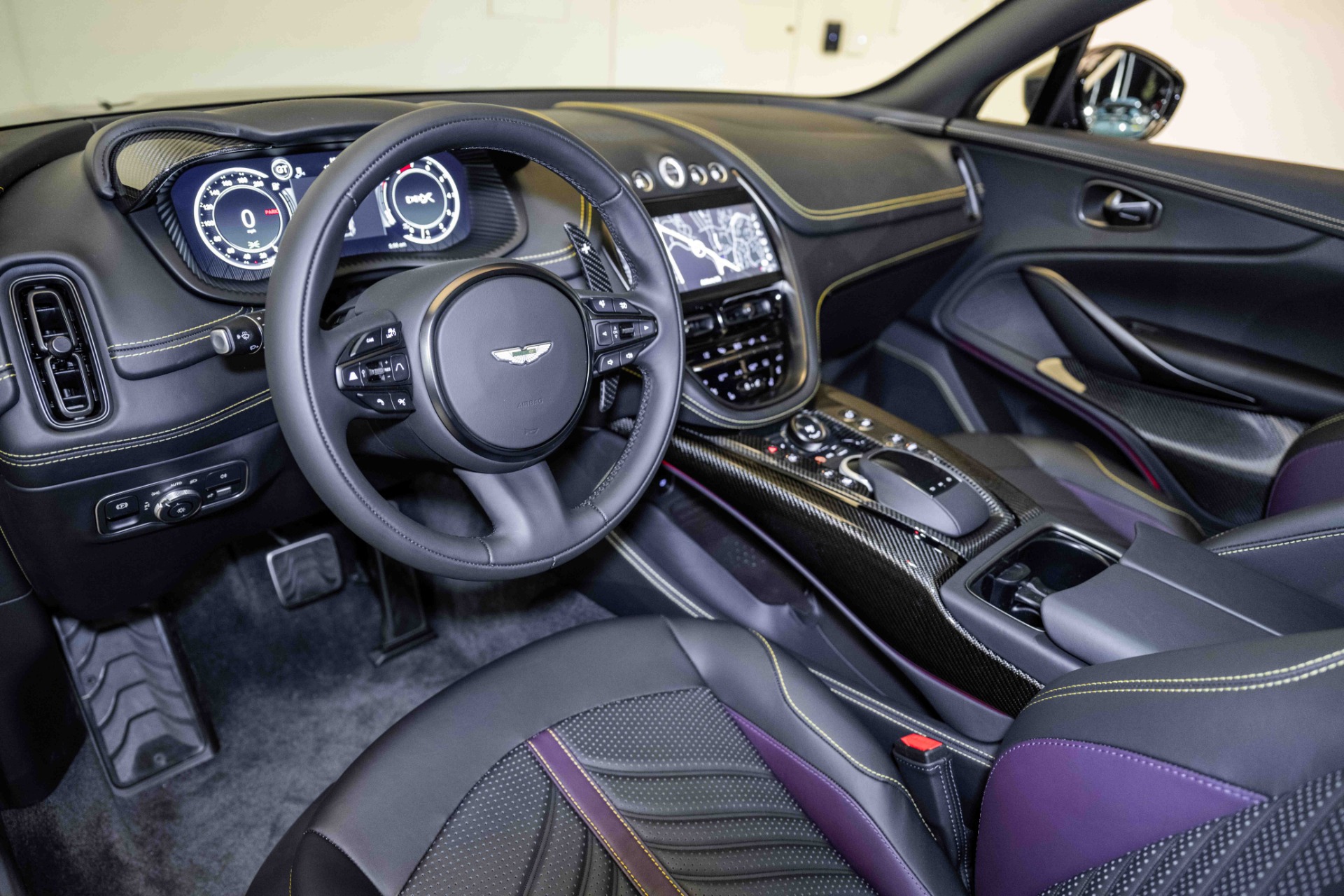2024 Aston Martin DBX DBX707 photo 3