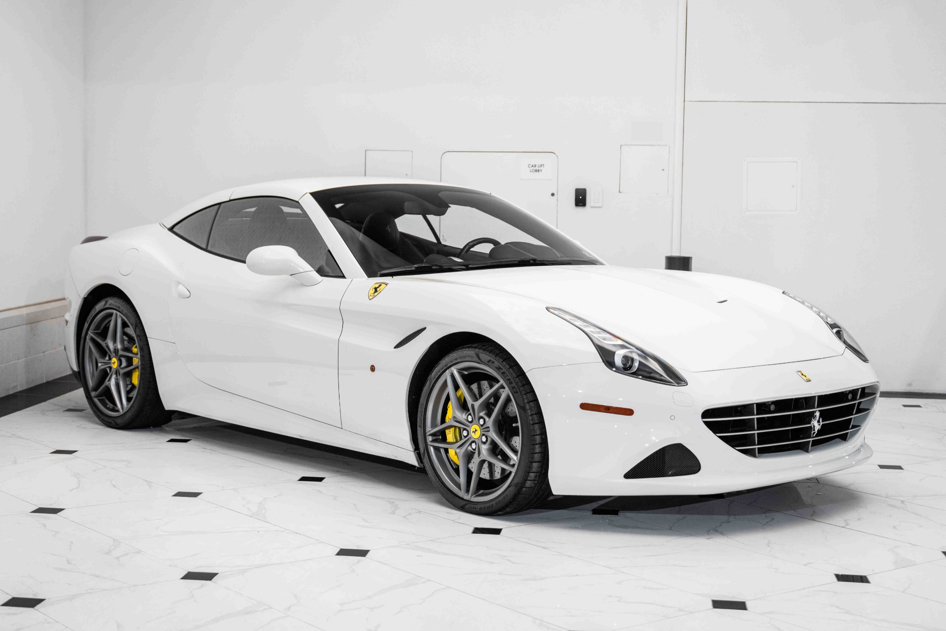 【未組立】Ferrari California T Used 2018 Ferrari California T For Sale (Sold) | Exclusive