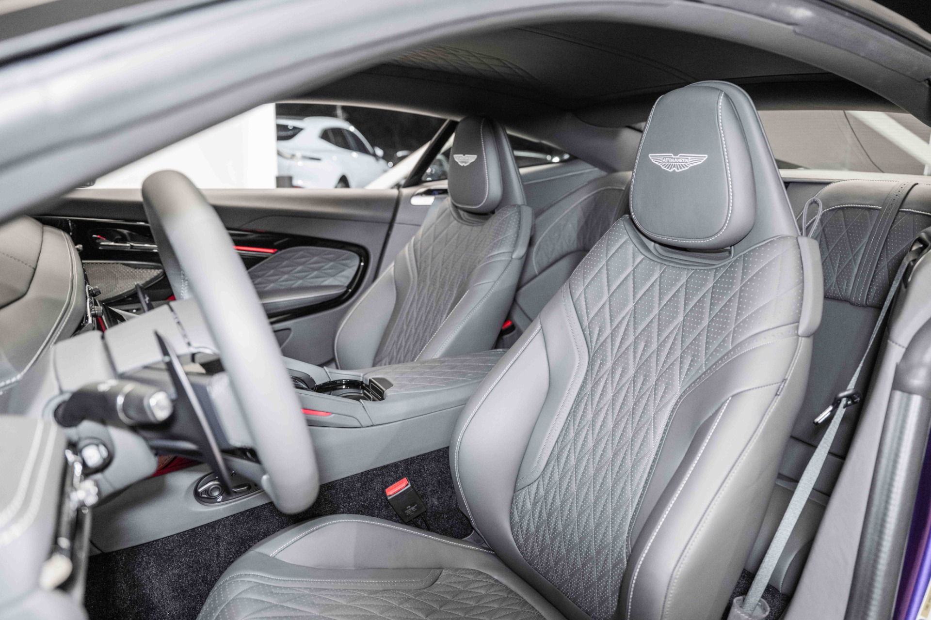 2024 Aston Martin DB12 AM5 photo 11