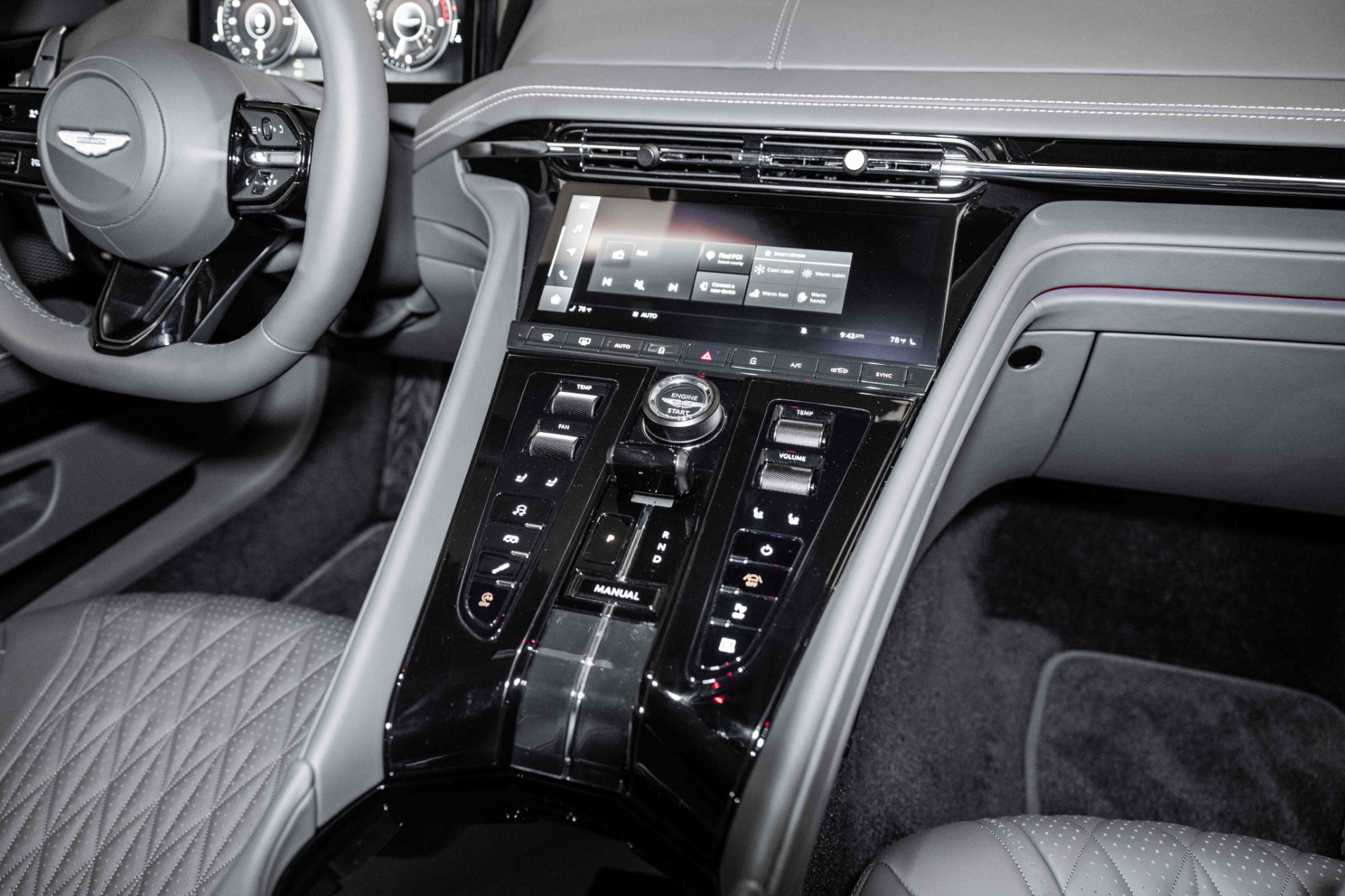 2024 Aston Martin DB12 AM5 photo 21