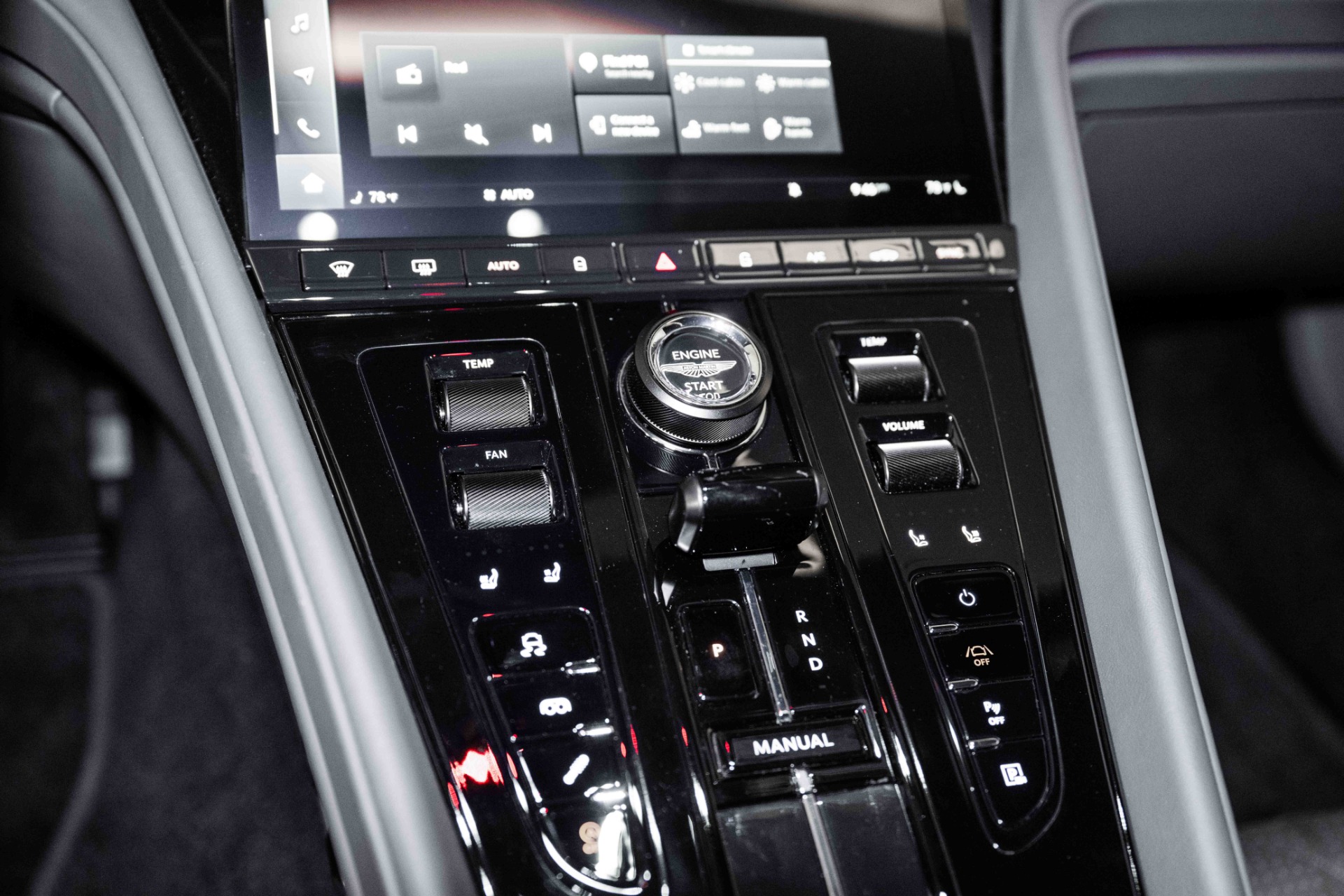 2024 Aston Martin DB12 AM5 photo 23