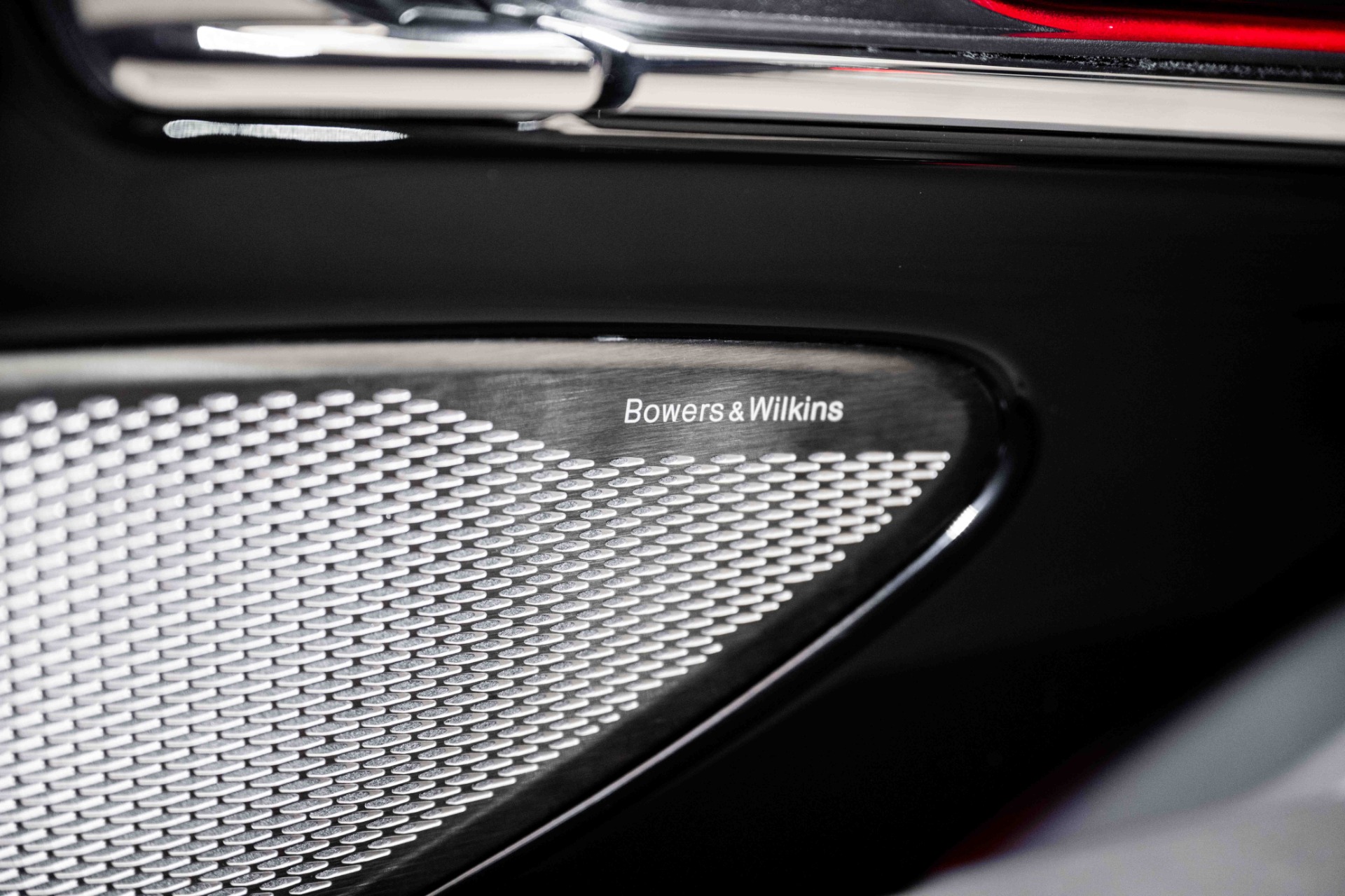 2024 Aston Martin DB12 AM5 photo 31