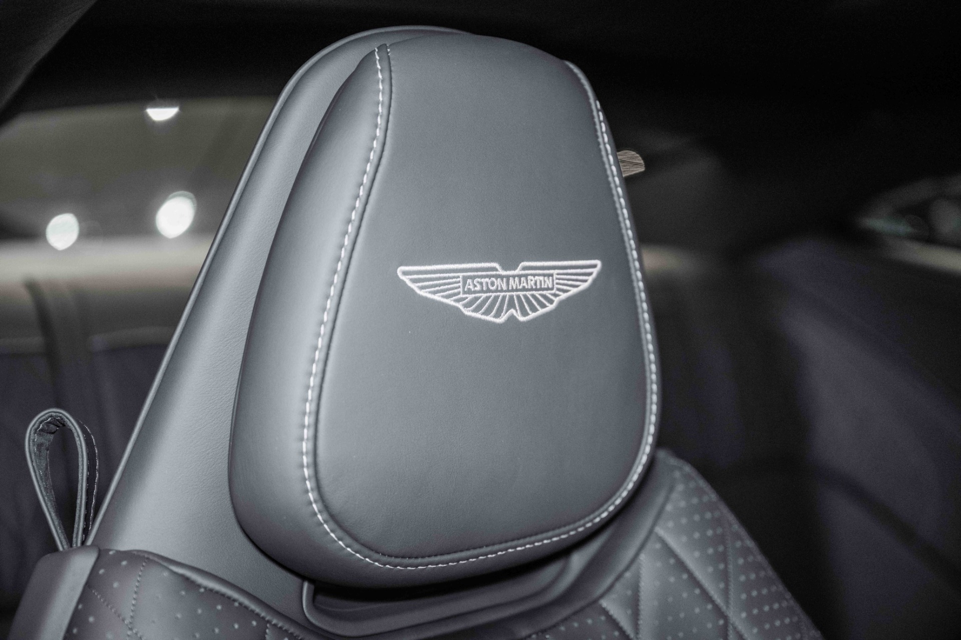 2024 Aston Martin DB12 AM5 photo 5