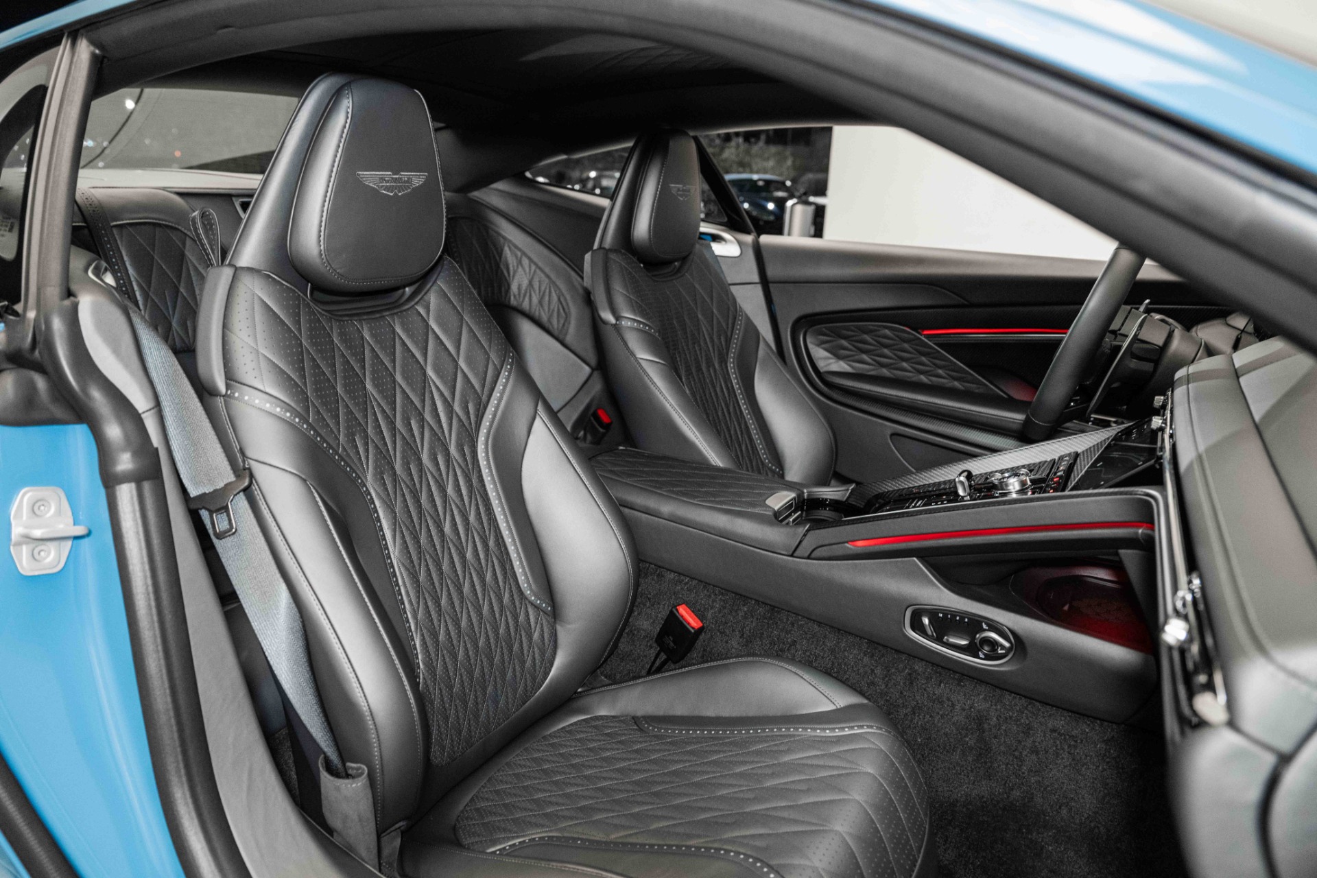 2024 Aston Martin DB12 AM5 photo 15