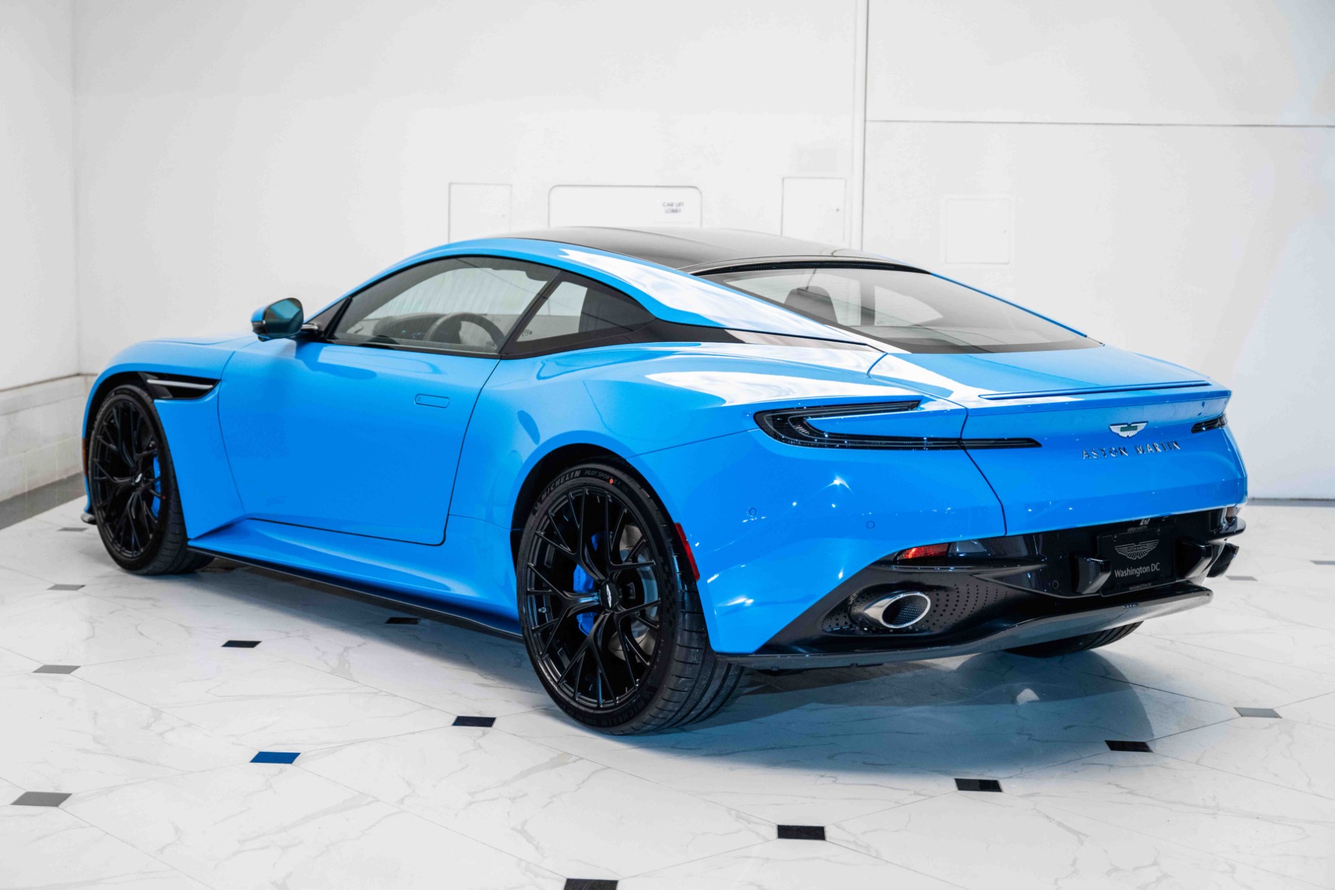 2024 Aston Martin DB12 AM5 photo 2